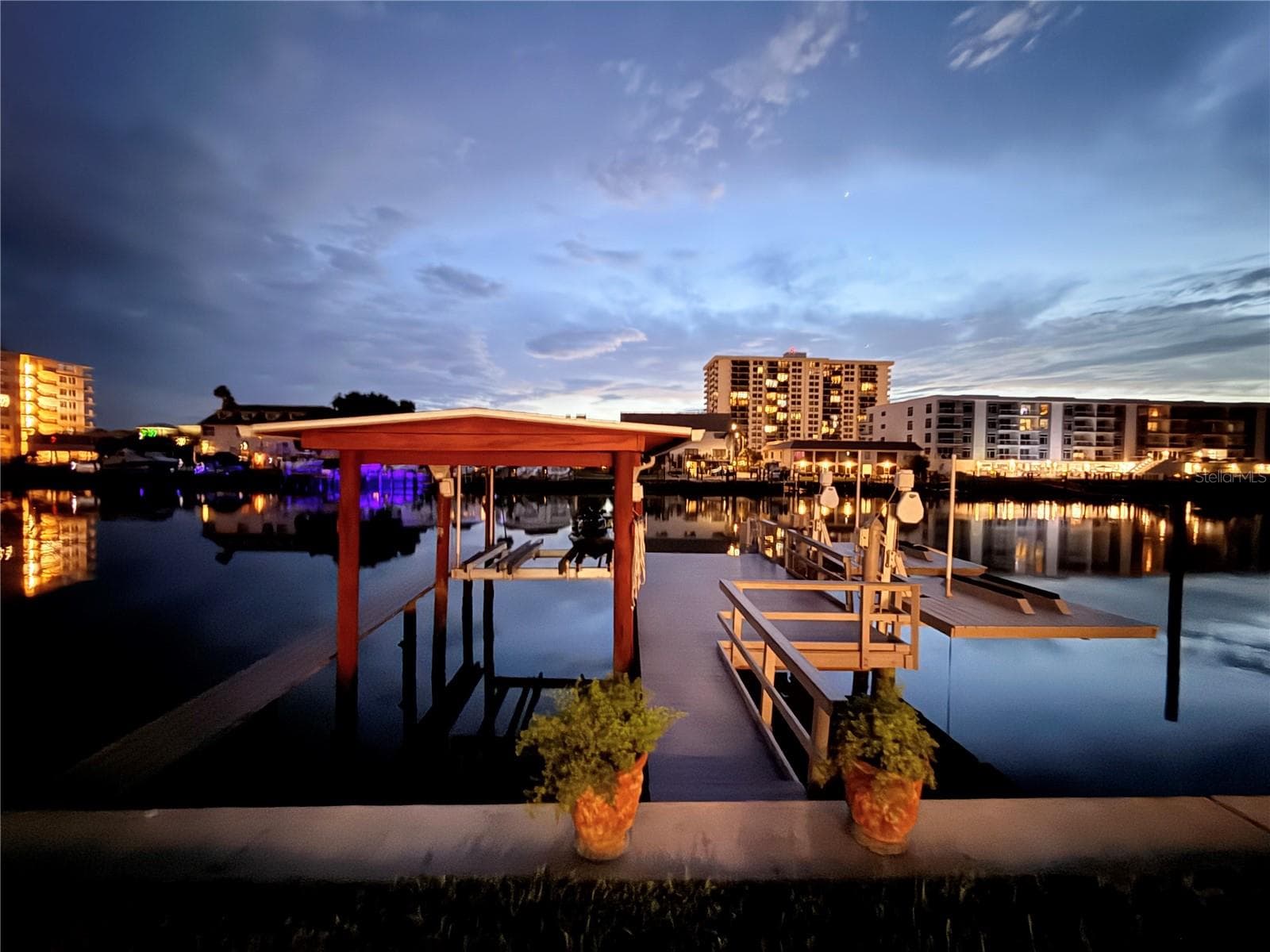 Single Family Residence at 324 LEEWARD IS, CLEARWATER BEACH, photo 76 of 77