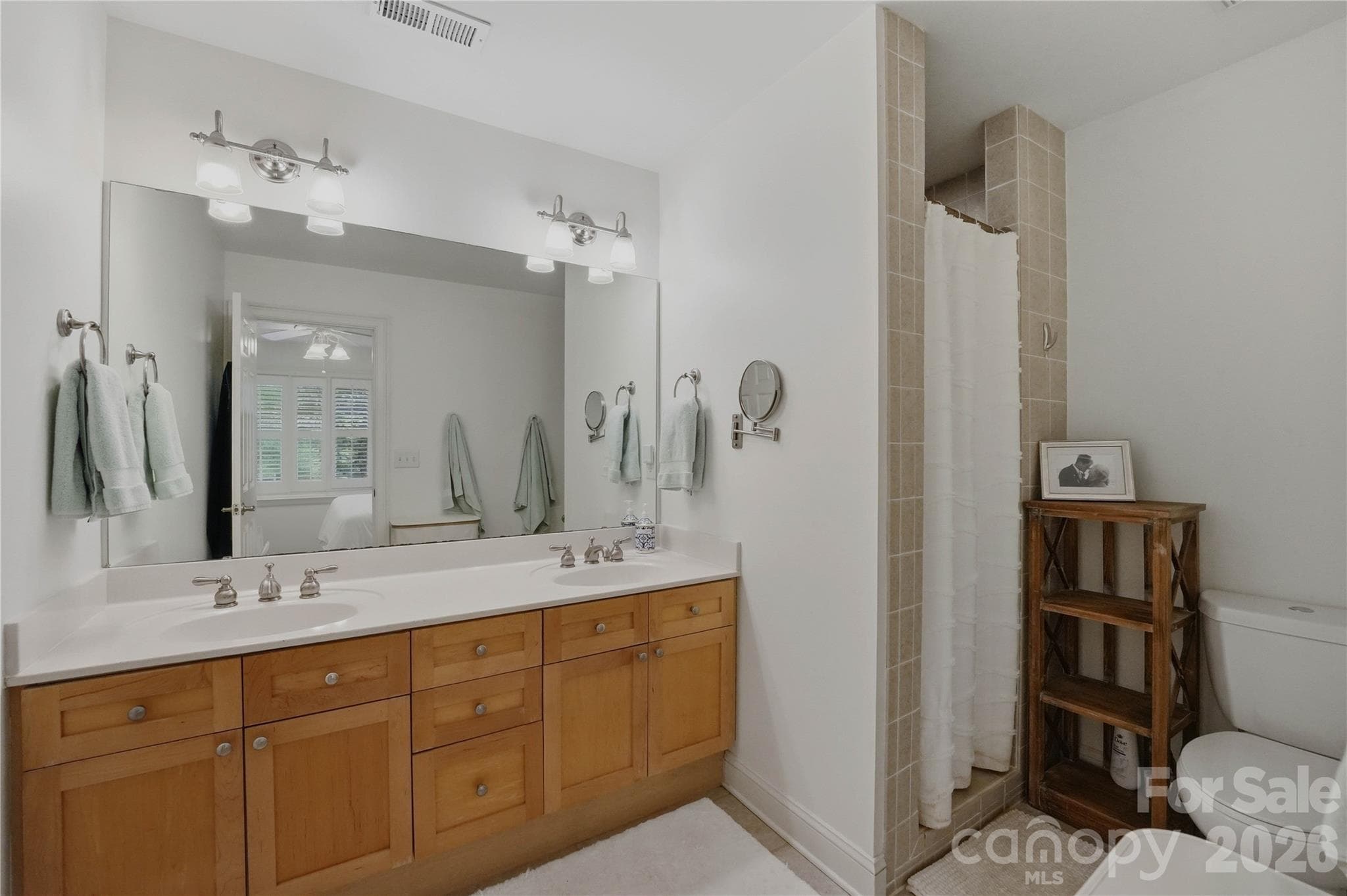 Single Family Residence at Charlotte, photo 21 of 39