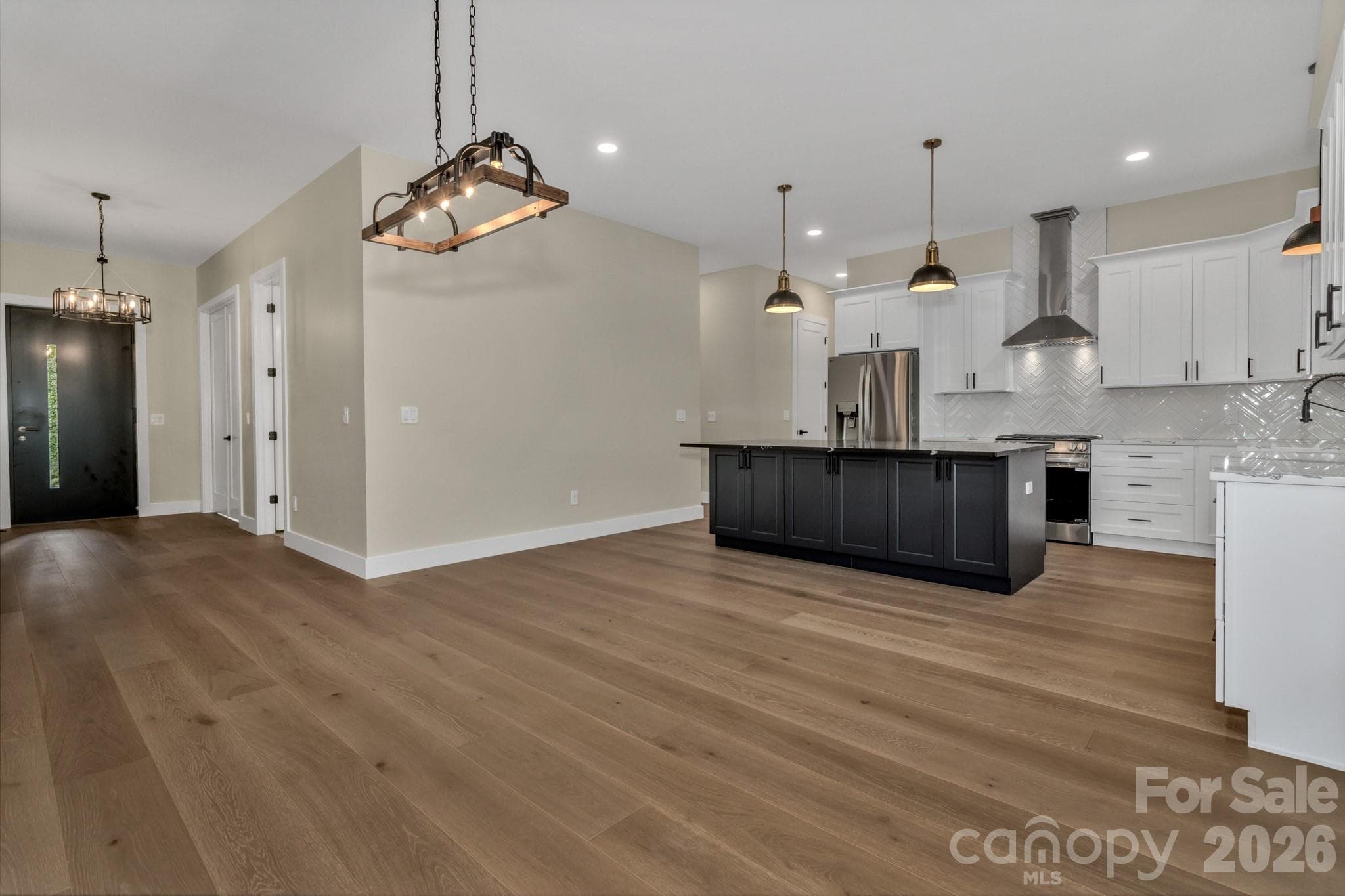 Single Family Residence at 63 Winding Ridge Road, Fairview, photo 11 of 47