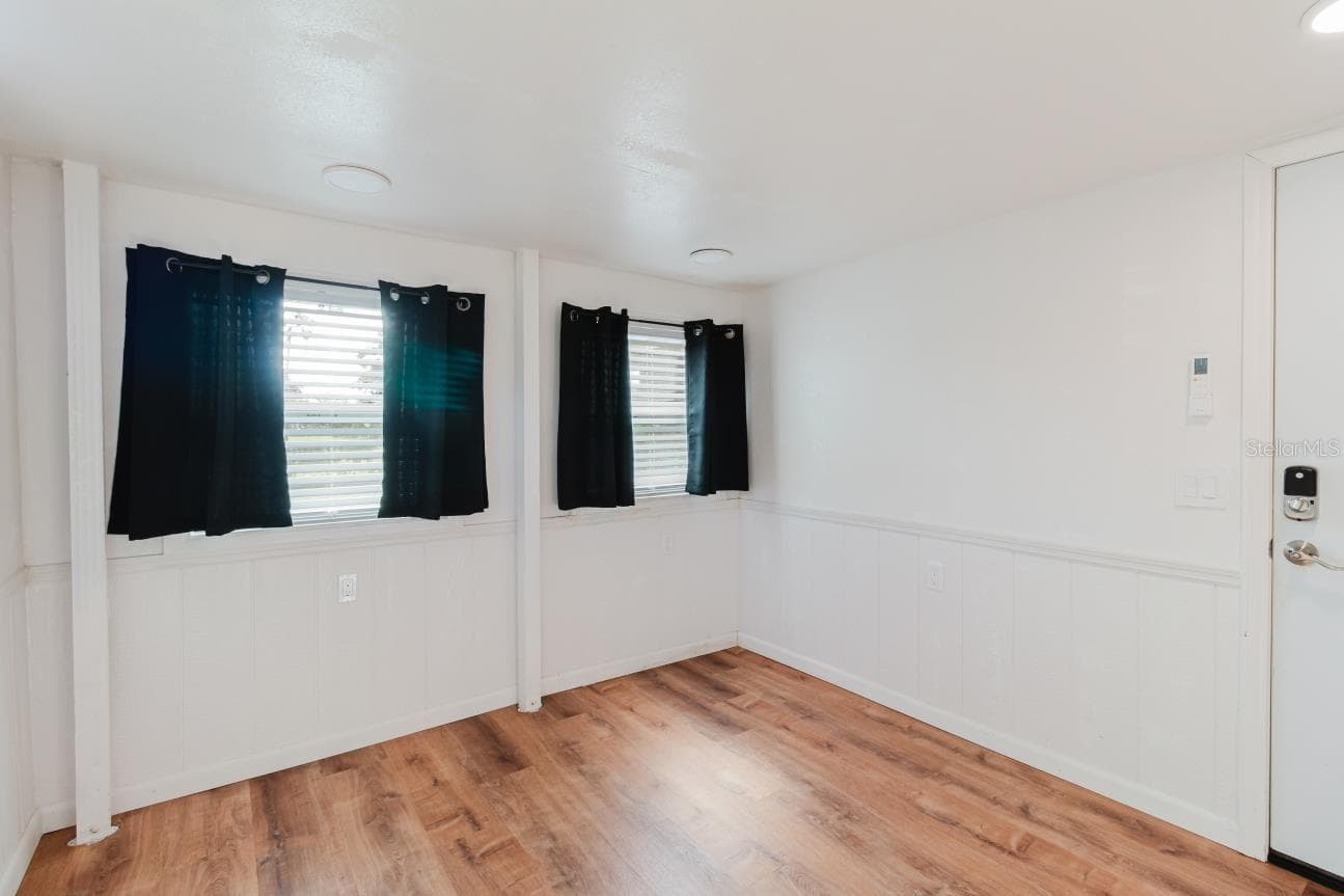 In law suite - 96 NEW YORK AVE, DUNEDIN