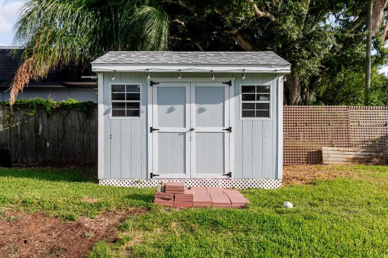 Storage shed with electricty - 96 NEW YORK AVE, DUNEDIN