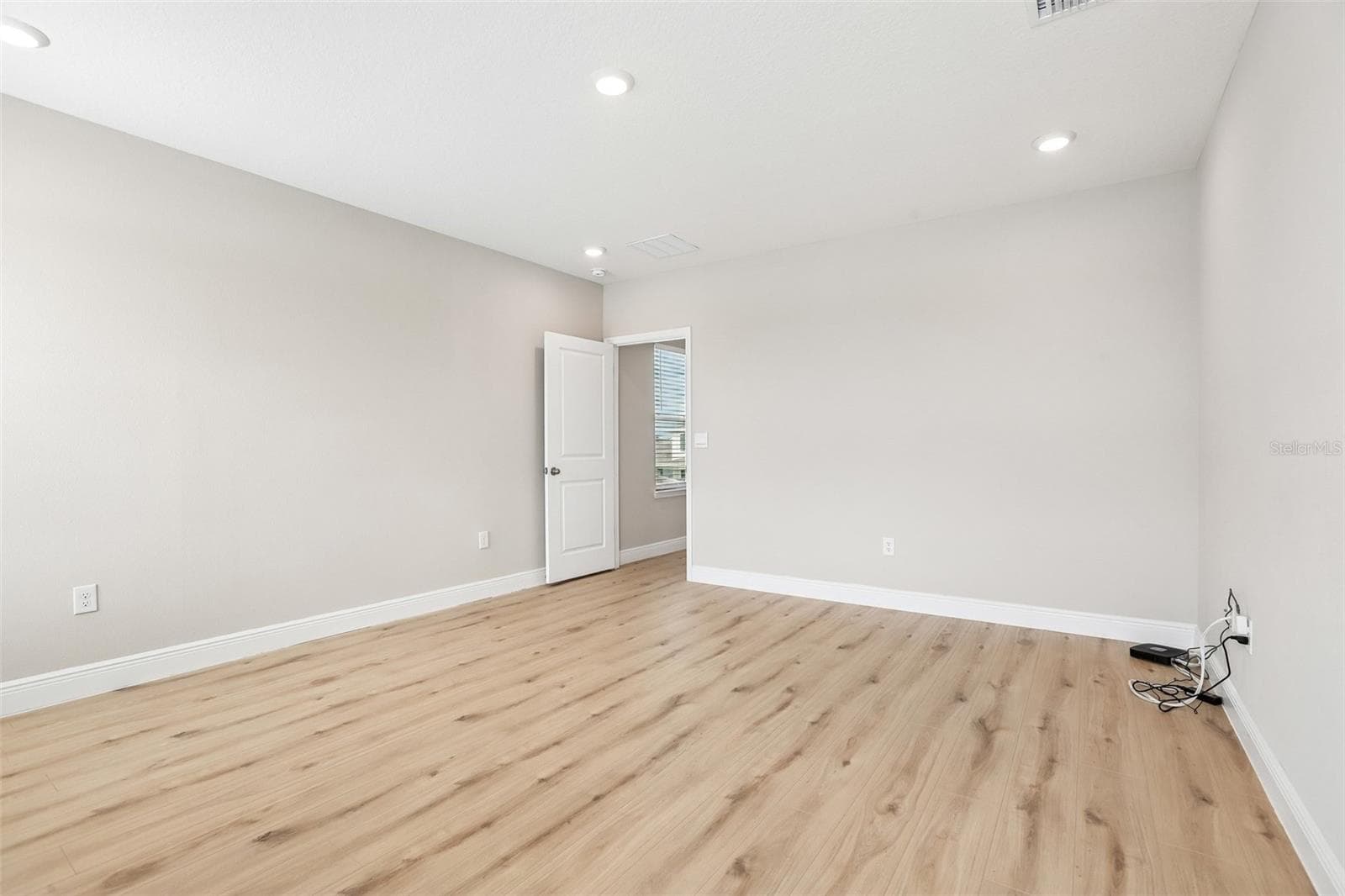 Single Family Residence at 327 MANGROVE MANOR DR, APOLLO BEACH, photo 15 of 30