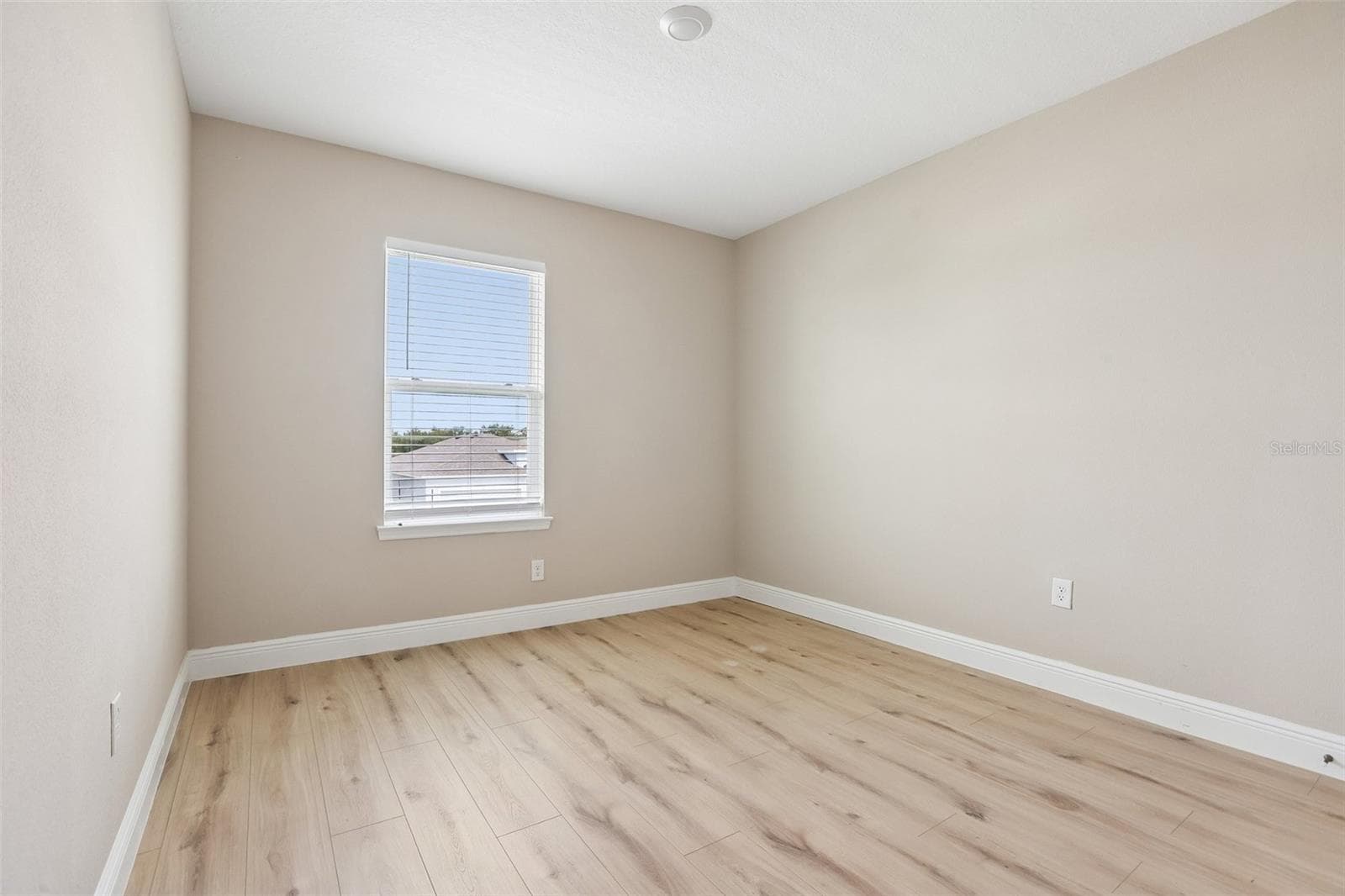 Single Family Residence at 327 MANGROVE MANOR DR, APOLLO BEACH, photo 23 of 30