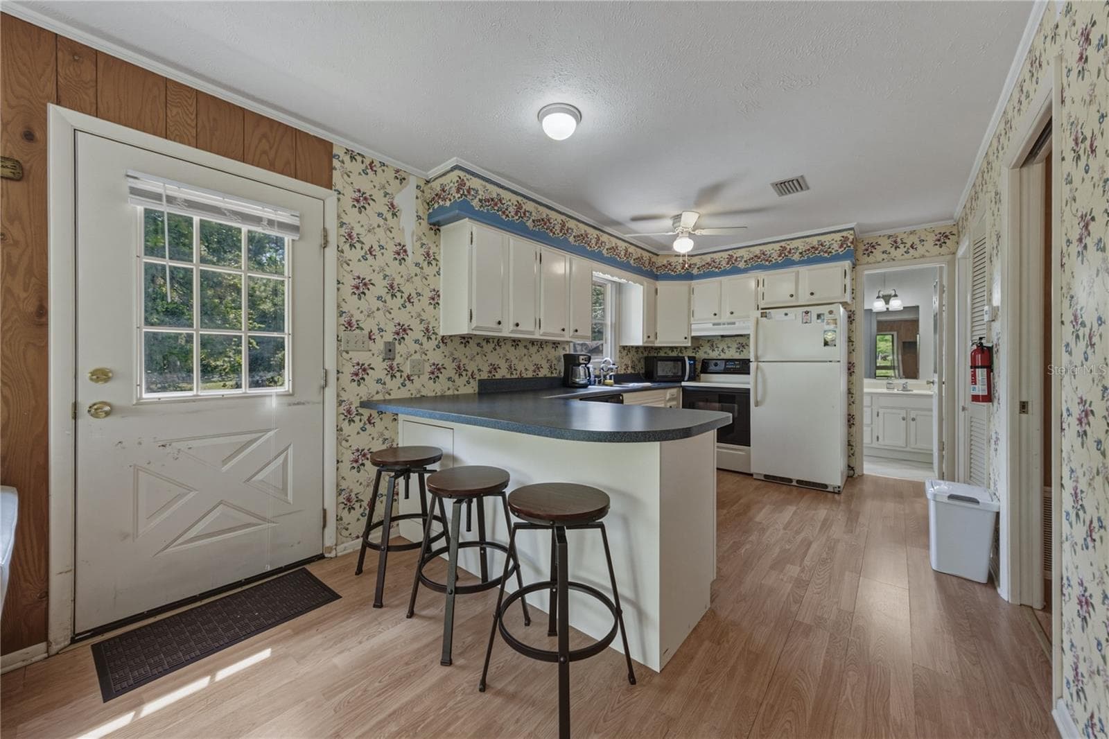Single Family Residence at 33065 CEDONIA RD, DADE CITY, photo 15 of 41