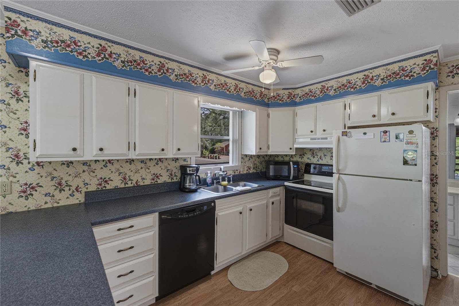 Single Family Residence at 33065 CEDONIA RD, DADE CITY, photo 16 of 41