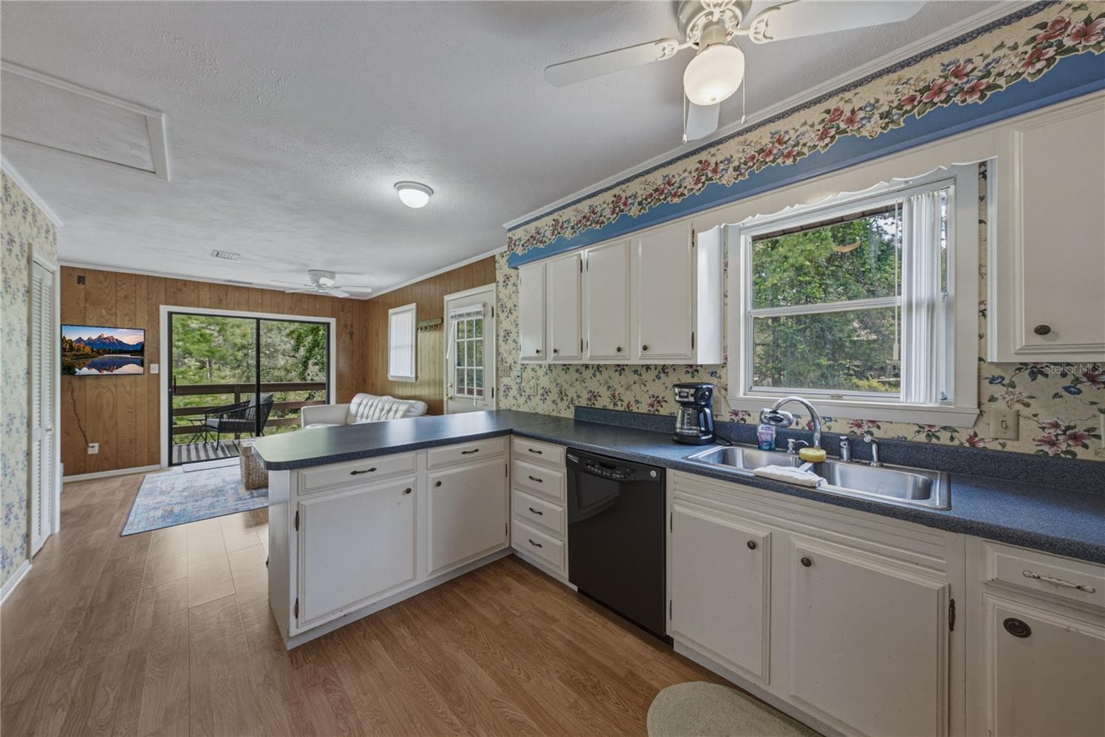 Single Family Residence at 33065 CEDONIA RD, DADE CITY, photo 18 of 41