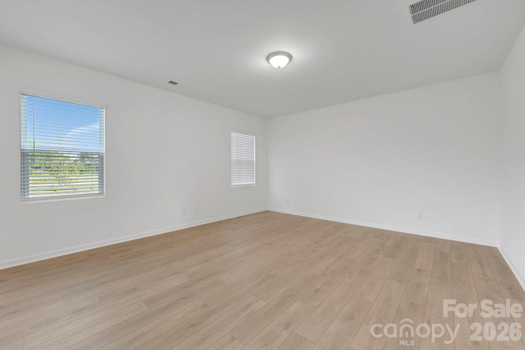 Family room - 1346 Fremont Drive, Wingate