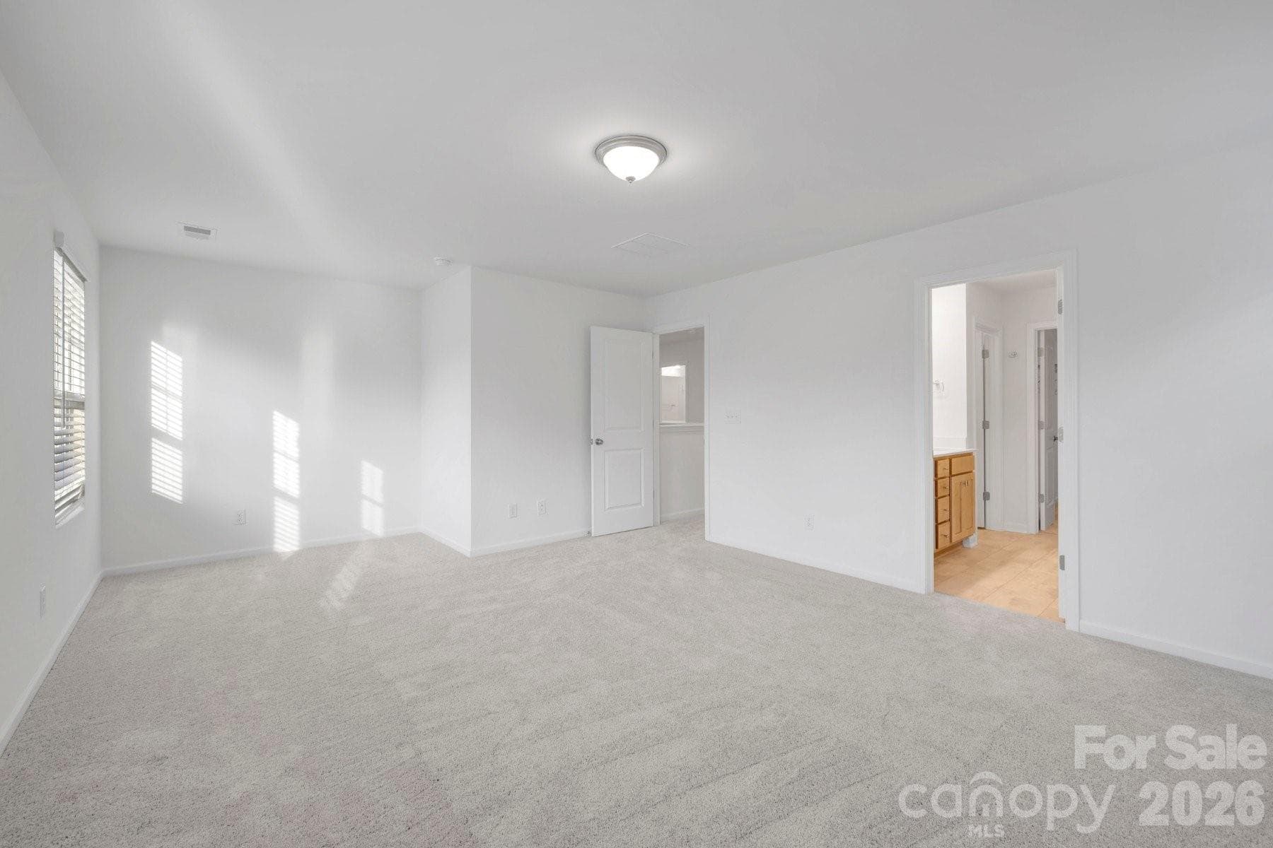 Owner's suite - 1346 Fremont Drive, Wingate