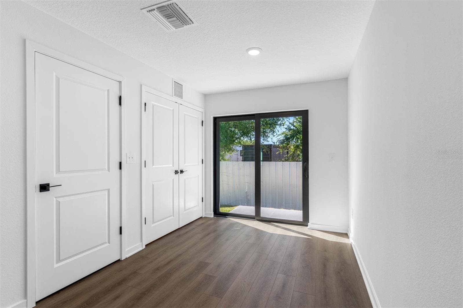 Single Family Residence at 229 GALAXY AVE, SPRING HILL, photo 7 of 16