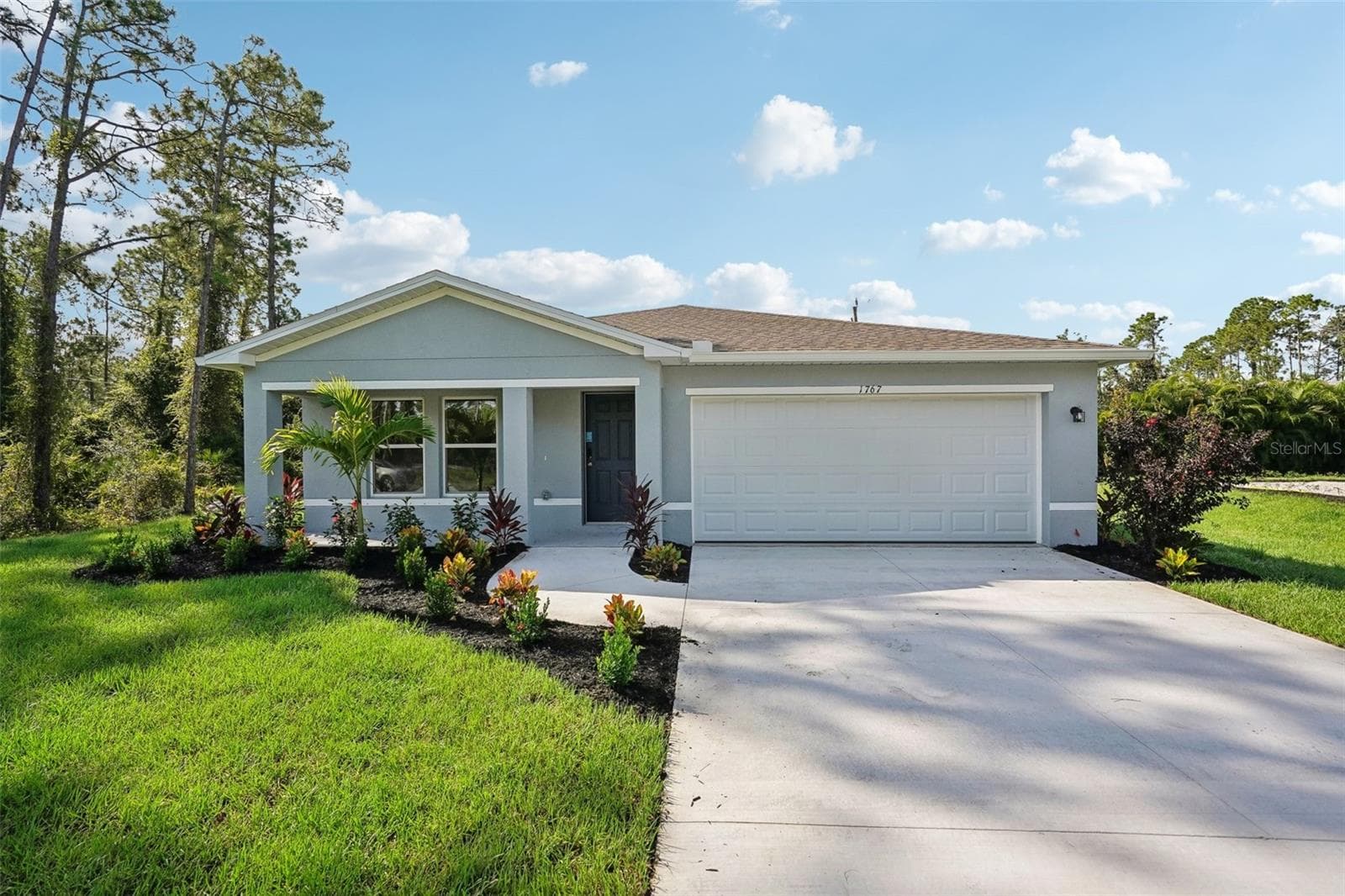 Single Family Residence at 15050 MOUNTY IVY RD, WEEKI WACHEE, photo 5 of 37