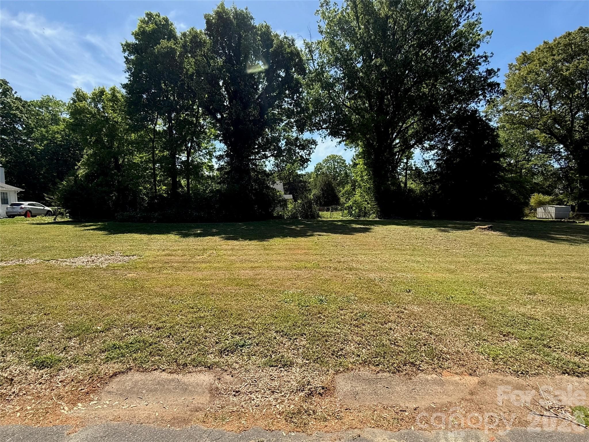 Lot at 6620 Caudell Place, Charlotte, photo 2 of 3