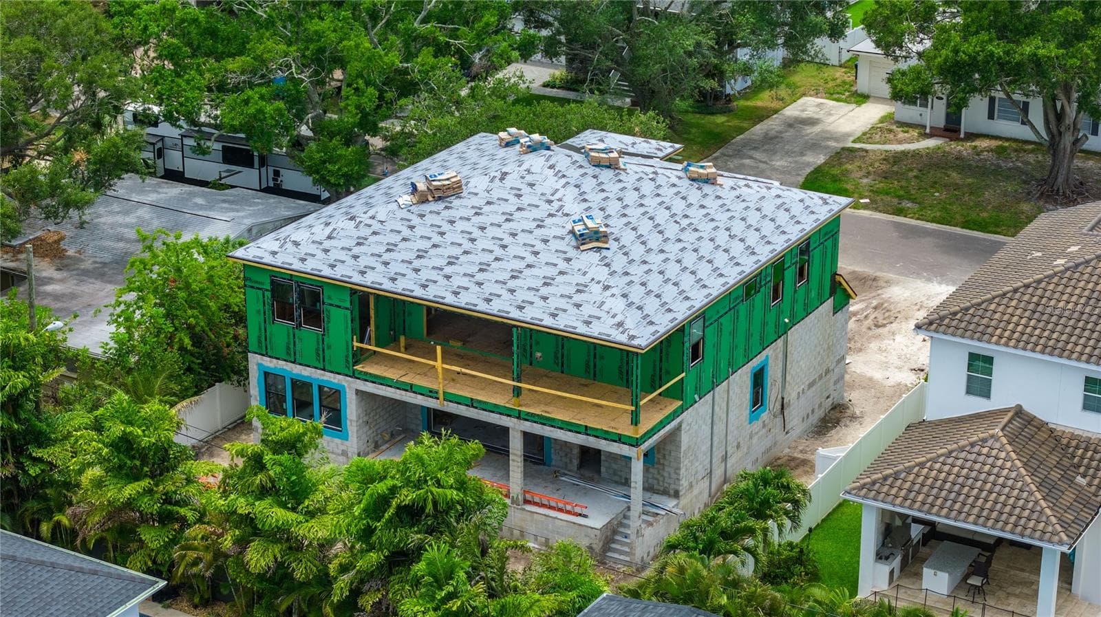 Single Family Residence at 3618 S GARDENIA AVE, TAMPA, photo 6 of 9