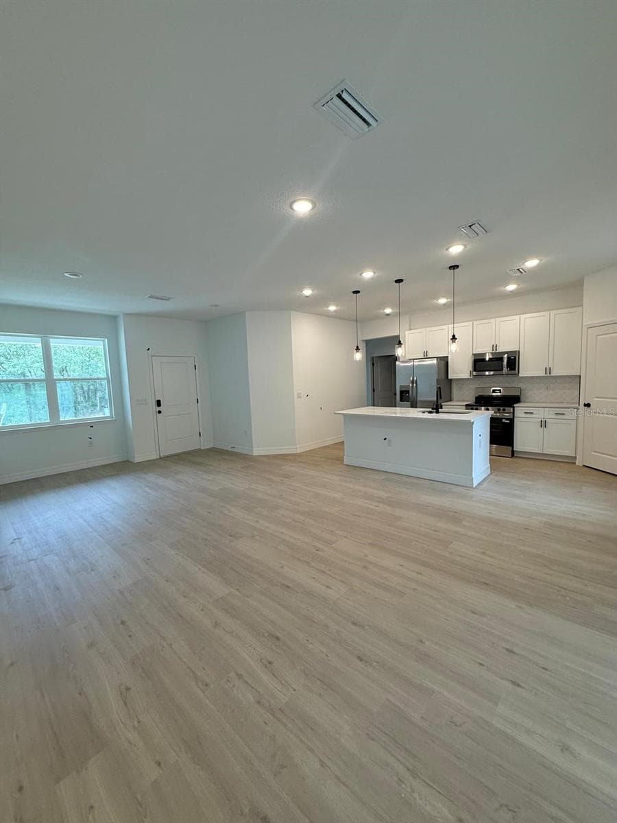 Single Family Residence at 1659 W BELEN DR, CITRUS SPRINGS, photo 3 of 17
