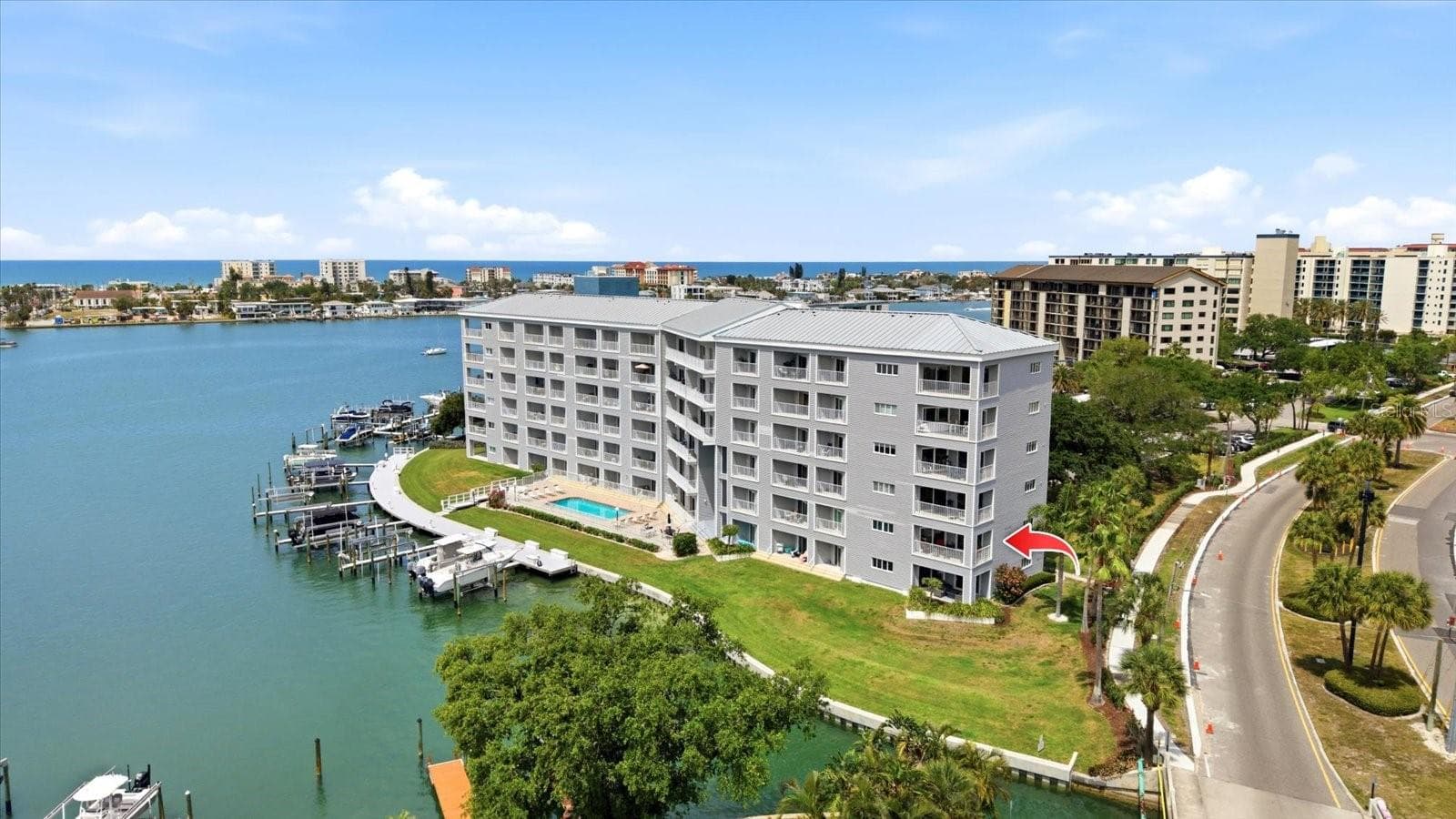 End Unit - 610 ISLAND WAY #201, CLEARWATER BEACH