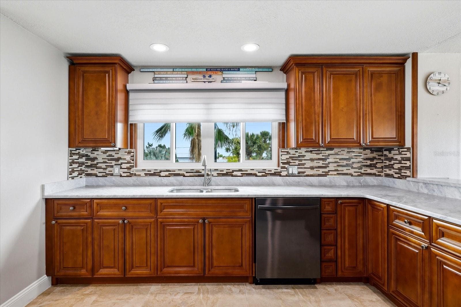 Condominium at 610 ISLAND WAY #201, CLEARWATER BEACH, photo 11 of 38
