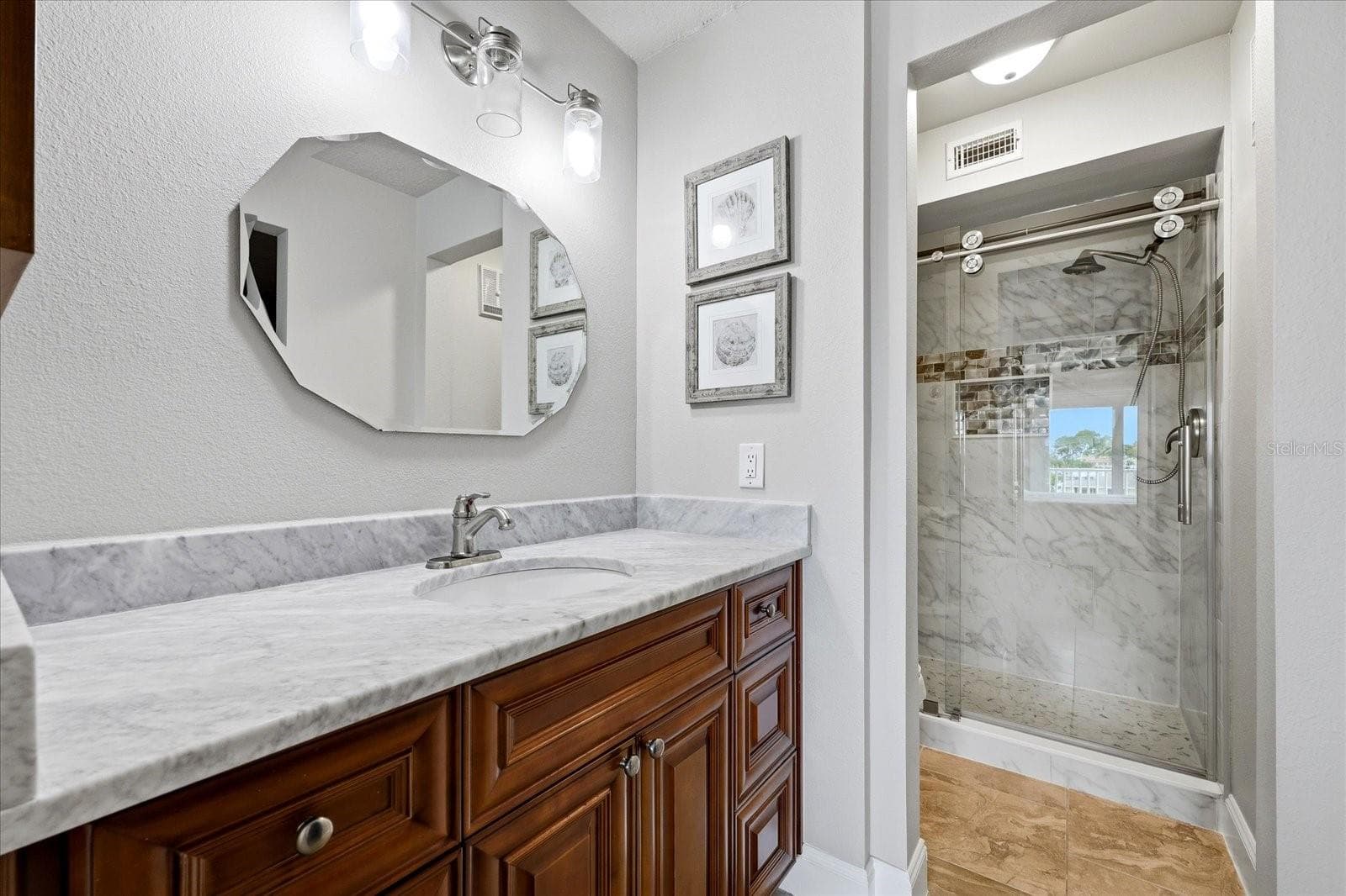 Primary Bathroom - 610 ISLAND WAY #201, CLEARWATER BEACH