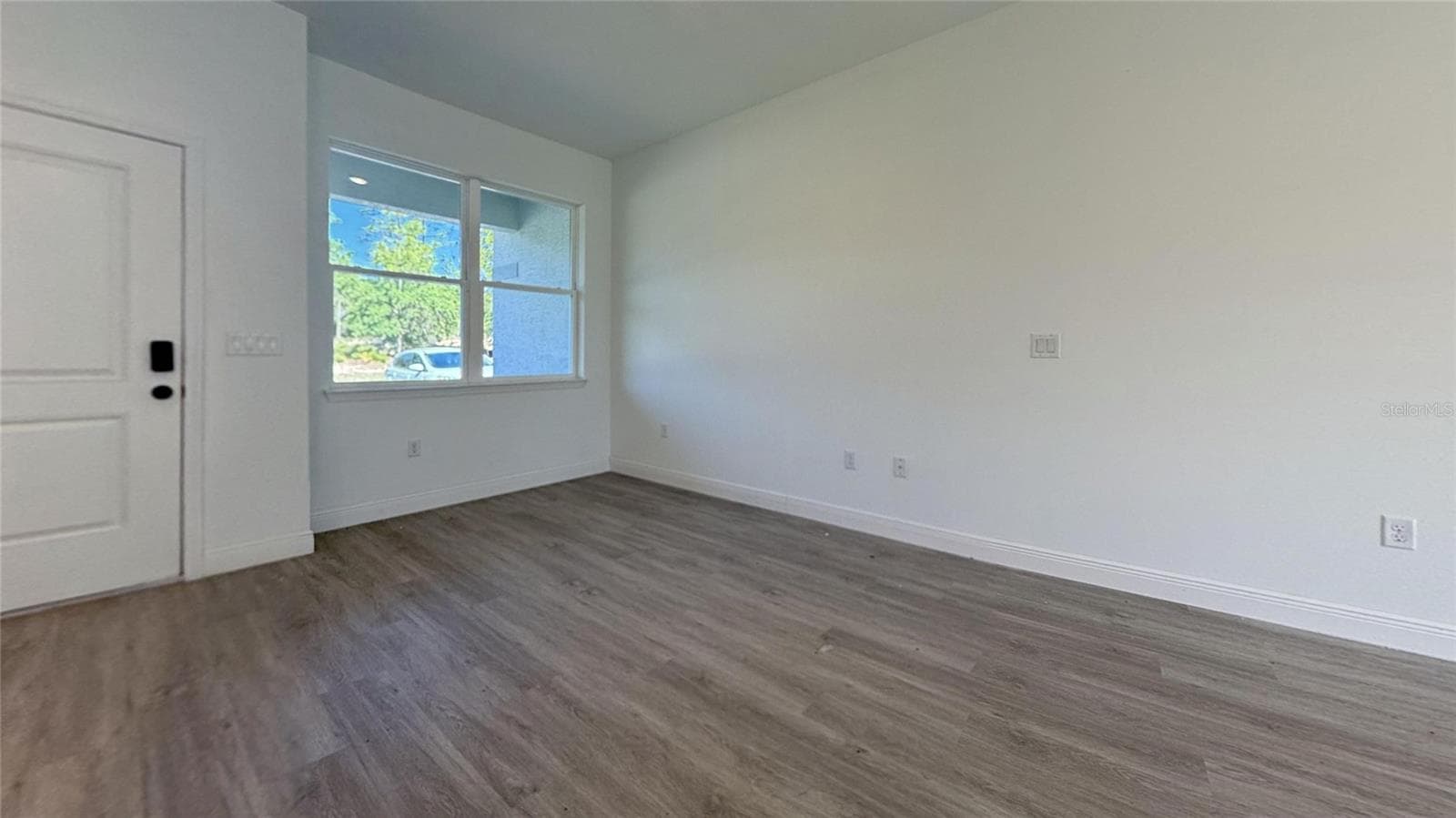 Single Family Residence at 6575 N GRAYTON TER, CITRUS SPRINGS, photo 2 of 19
