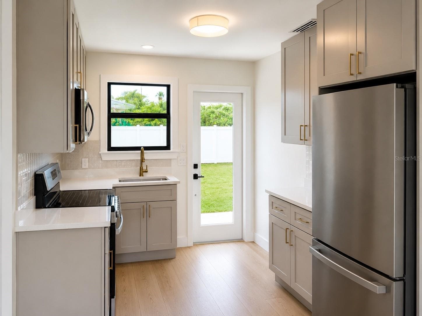 Single Family Residence at 3219 E DEBAZAN AVE, ST PETE BEACH, photo 6 of 15