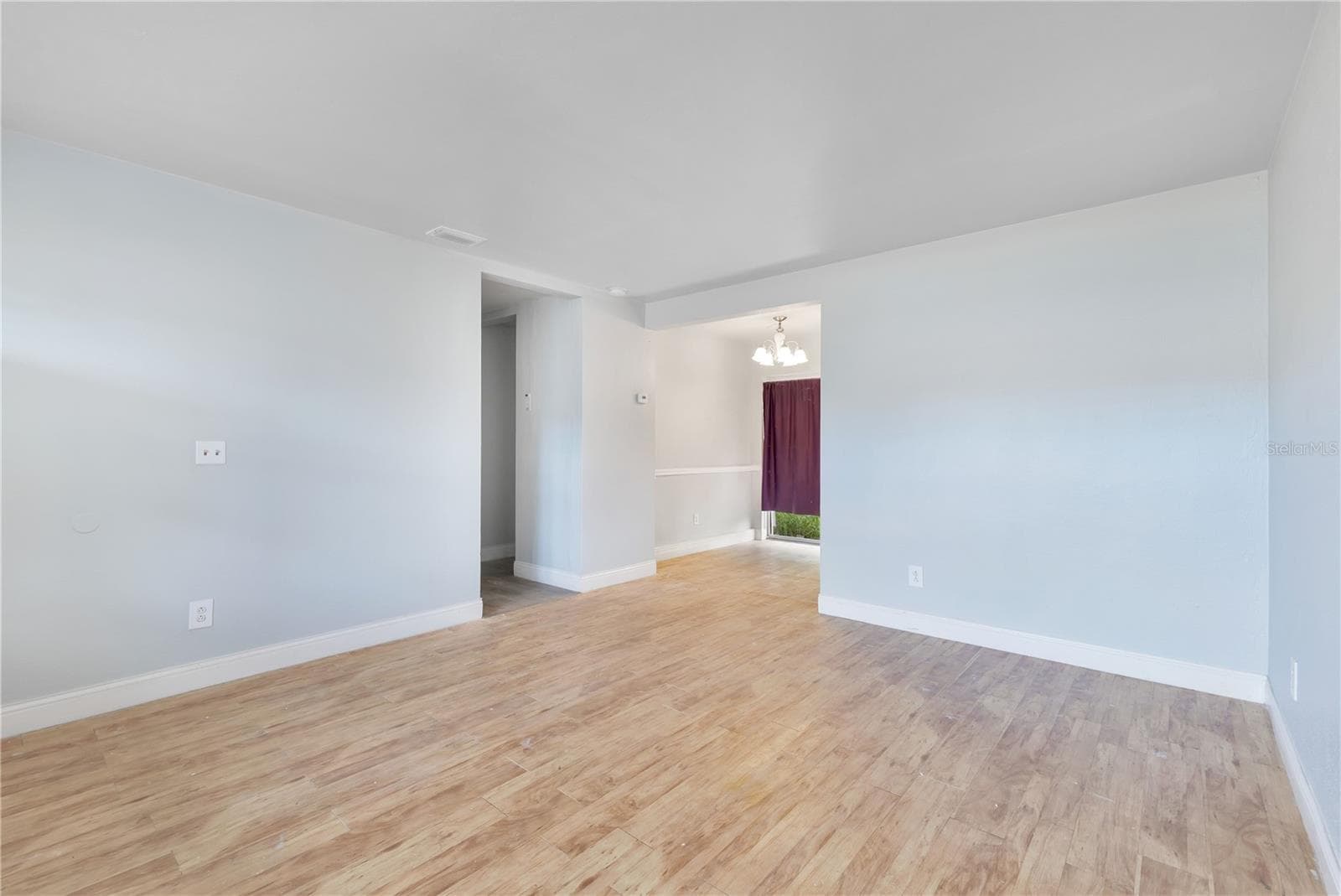 Single Family Residence at 6132 W LIVINGSTON ST, ORLANDO, photo 5 of 20