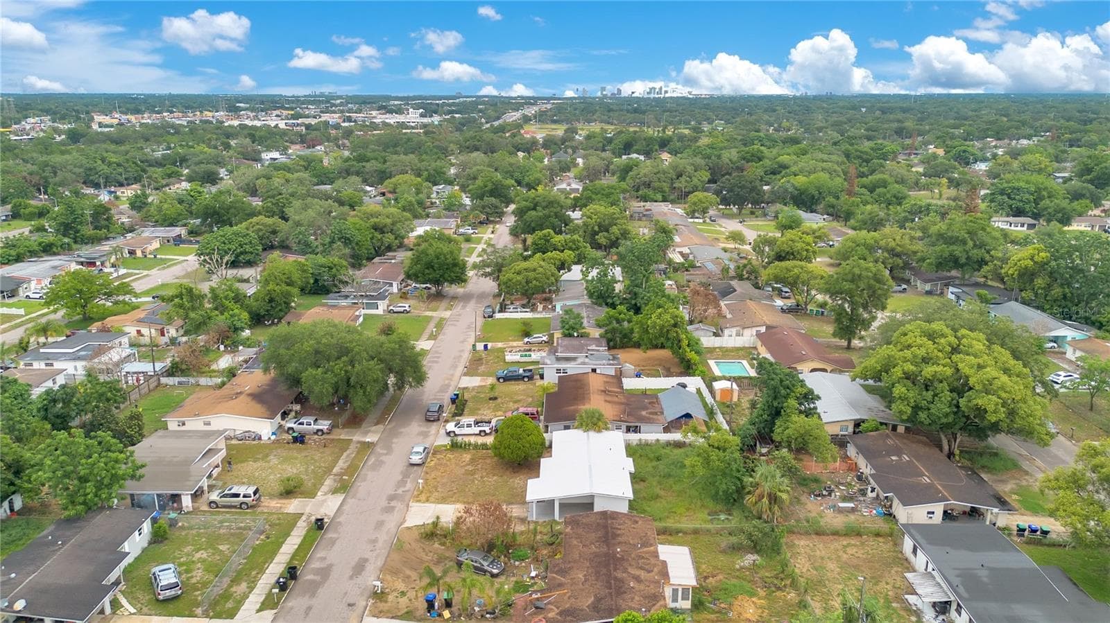 Single Family Residence at 6132 W LIVINGSTON ST, ORLANDO, photo 18 of 20