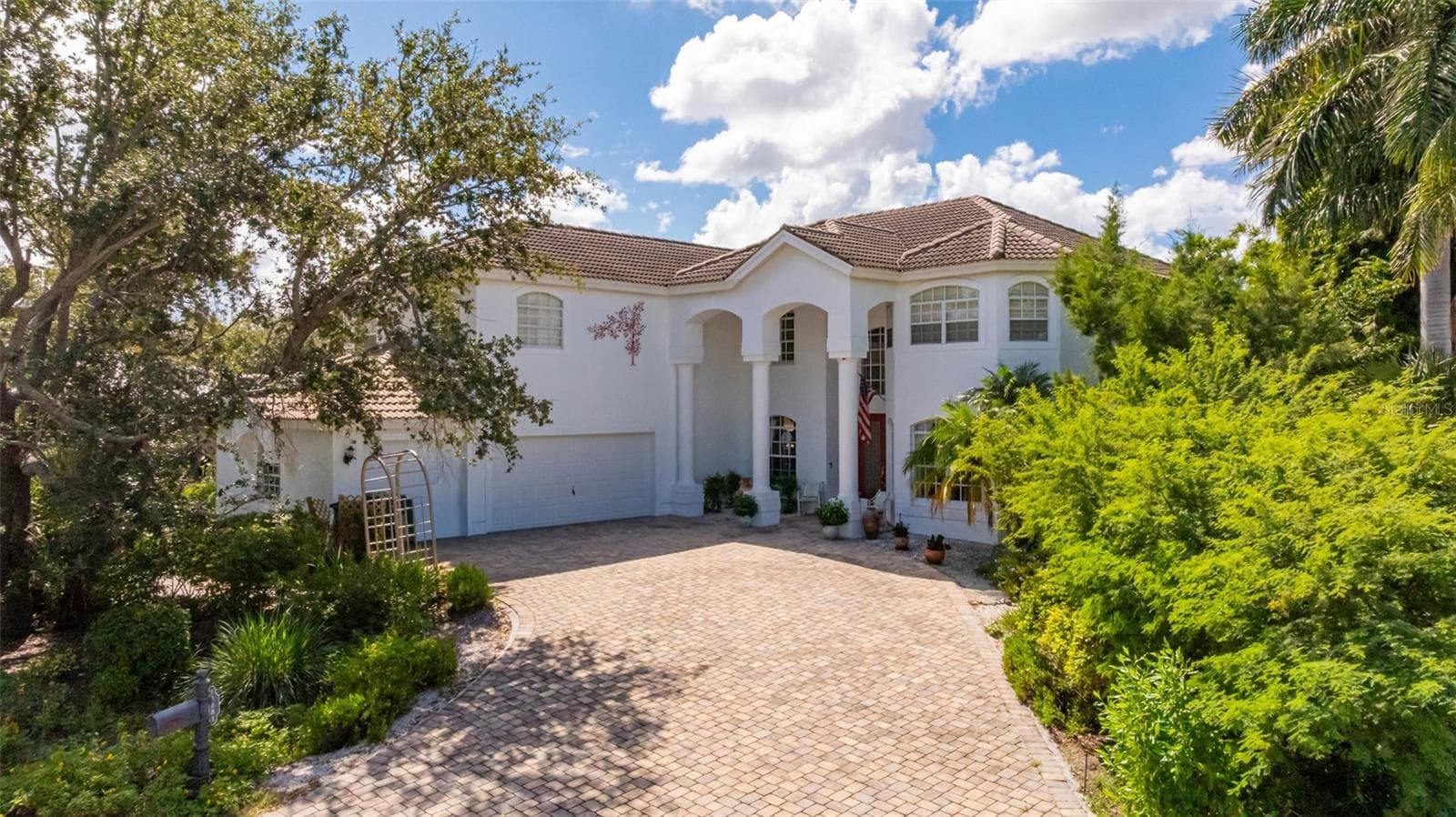 Single Family Residence at 13881 BLENHEIM TRAIL RD, FORT MYERS, photo 4 of 75