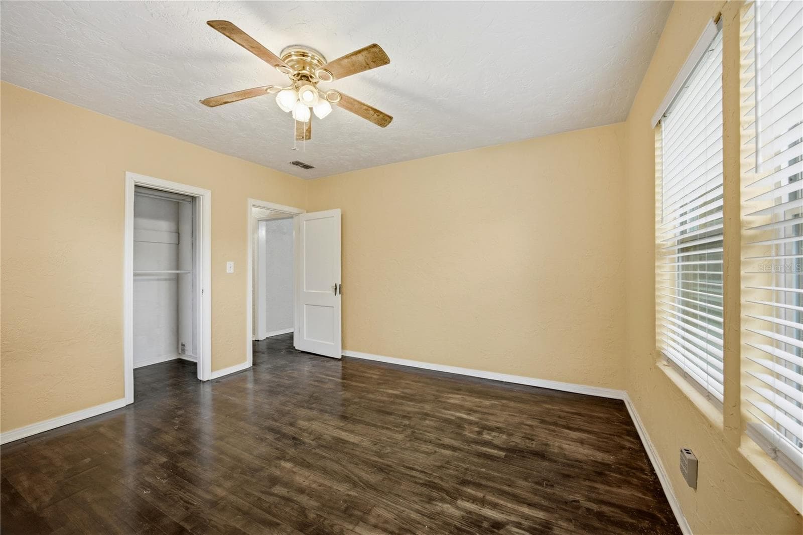 Single Family Residence at 1334 NE 1ST AVE, GAINESVILLE, photo 11 of 18