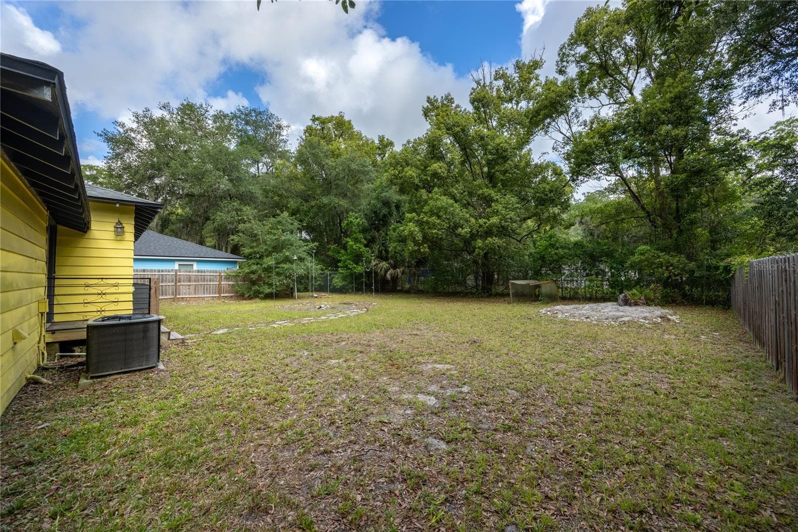 Single Family Residence at 1334 NE 1ST AVE, GAINESVILLE, photo 18 of 18