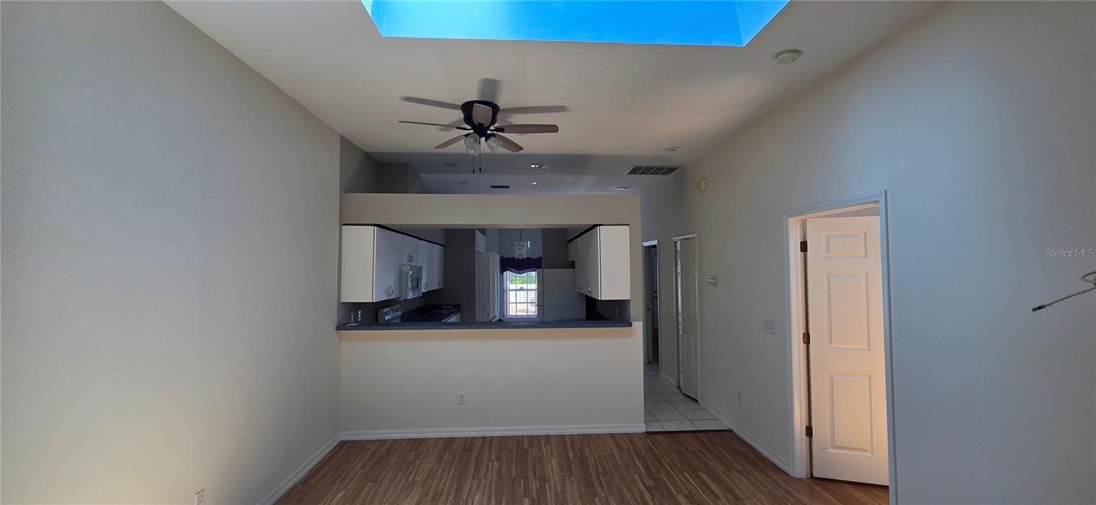 Villa at 12519 HOLLYBROOK LN, HUDSON, photo 9 of 26