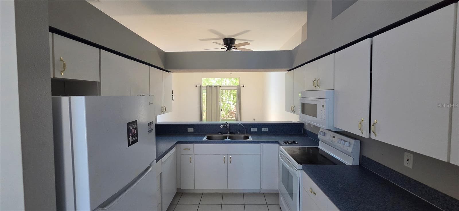 Villa at 12519 HOLLYBROOK LN, HUDSON, photo 13 of 26