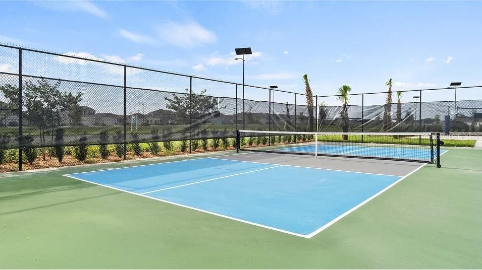 Courts - 836 TIMBERLAND DR, EAGLE LAKE