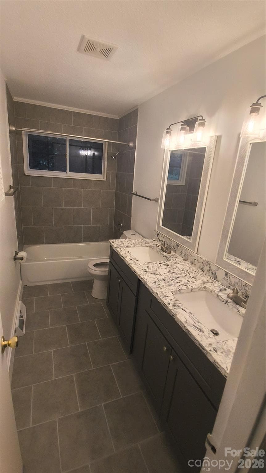 Condominium at Charlotte, photo 17 of 24