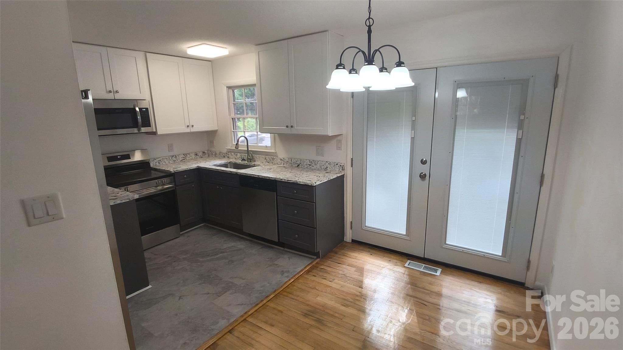 Condominium at Charlotte, photo 20 of 24