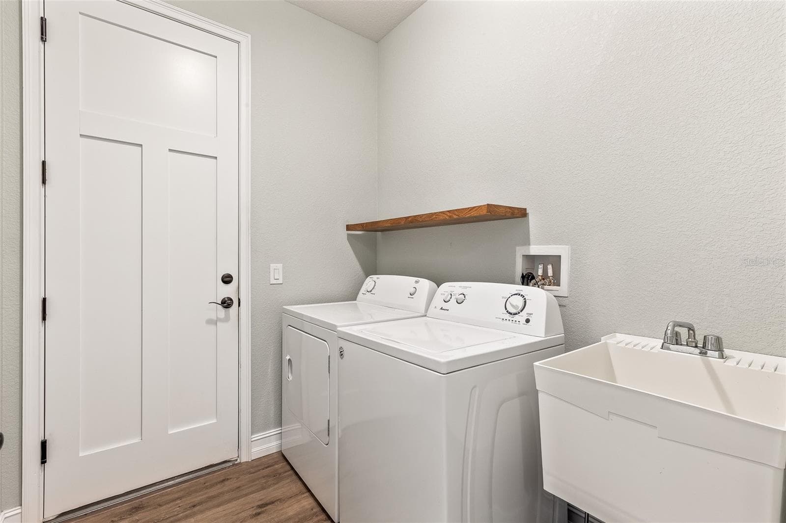 Single Family Residence at 2477 SIERRA LN, PUNTA GORDA, photo 24 of 35