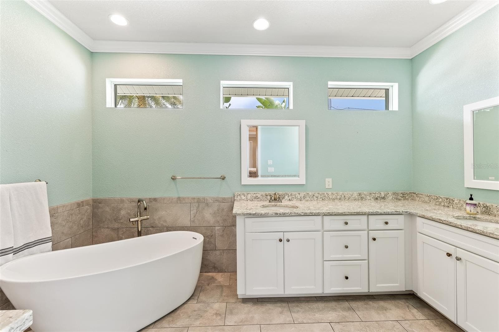 Single Family Residence at 2477 SIERRA LN, PUNTA GORDA, photo 12 of 35