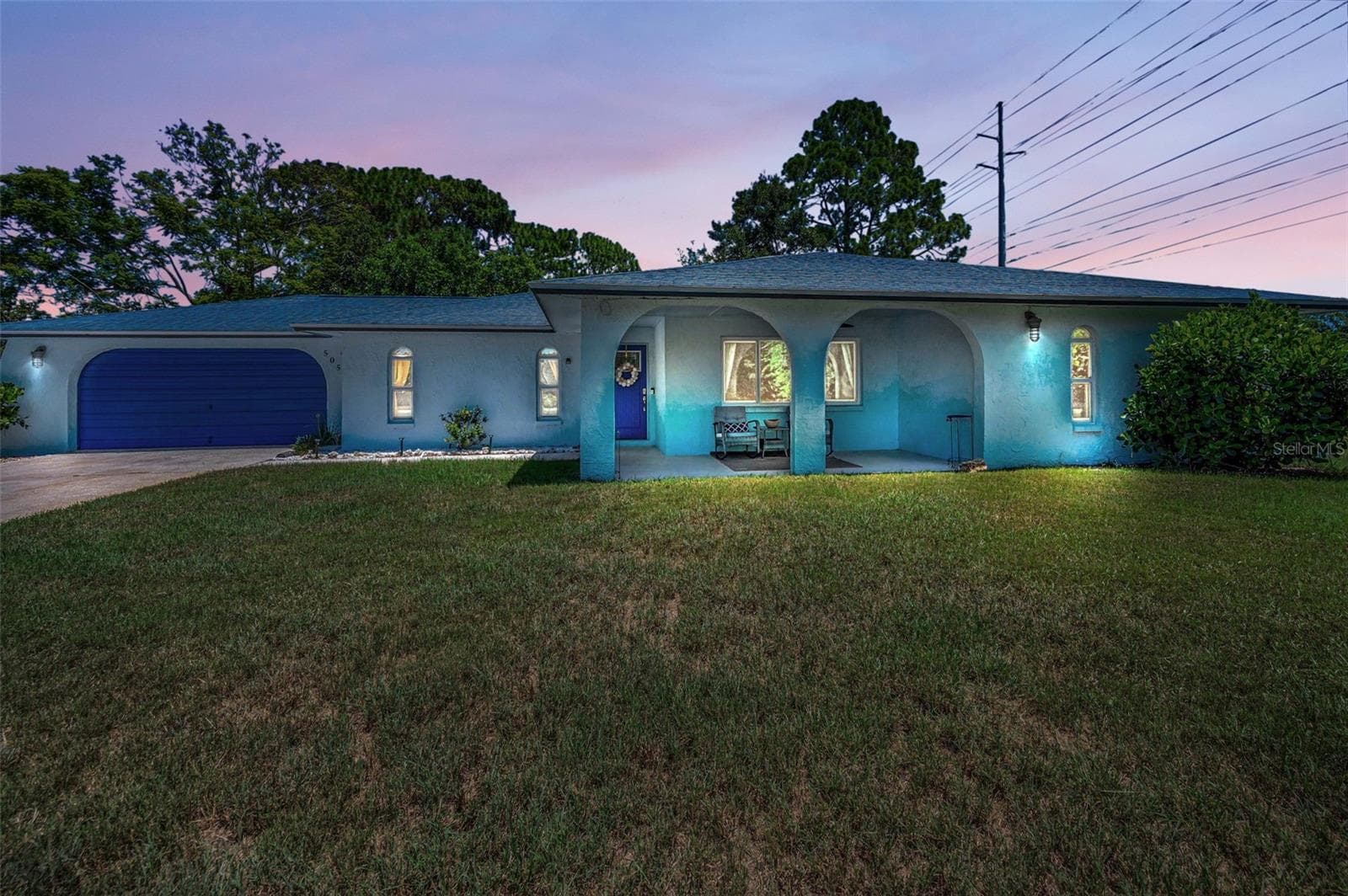 505 WHISPERING OAK DR