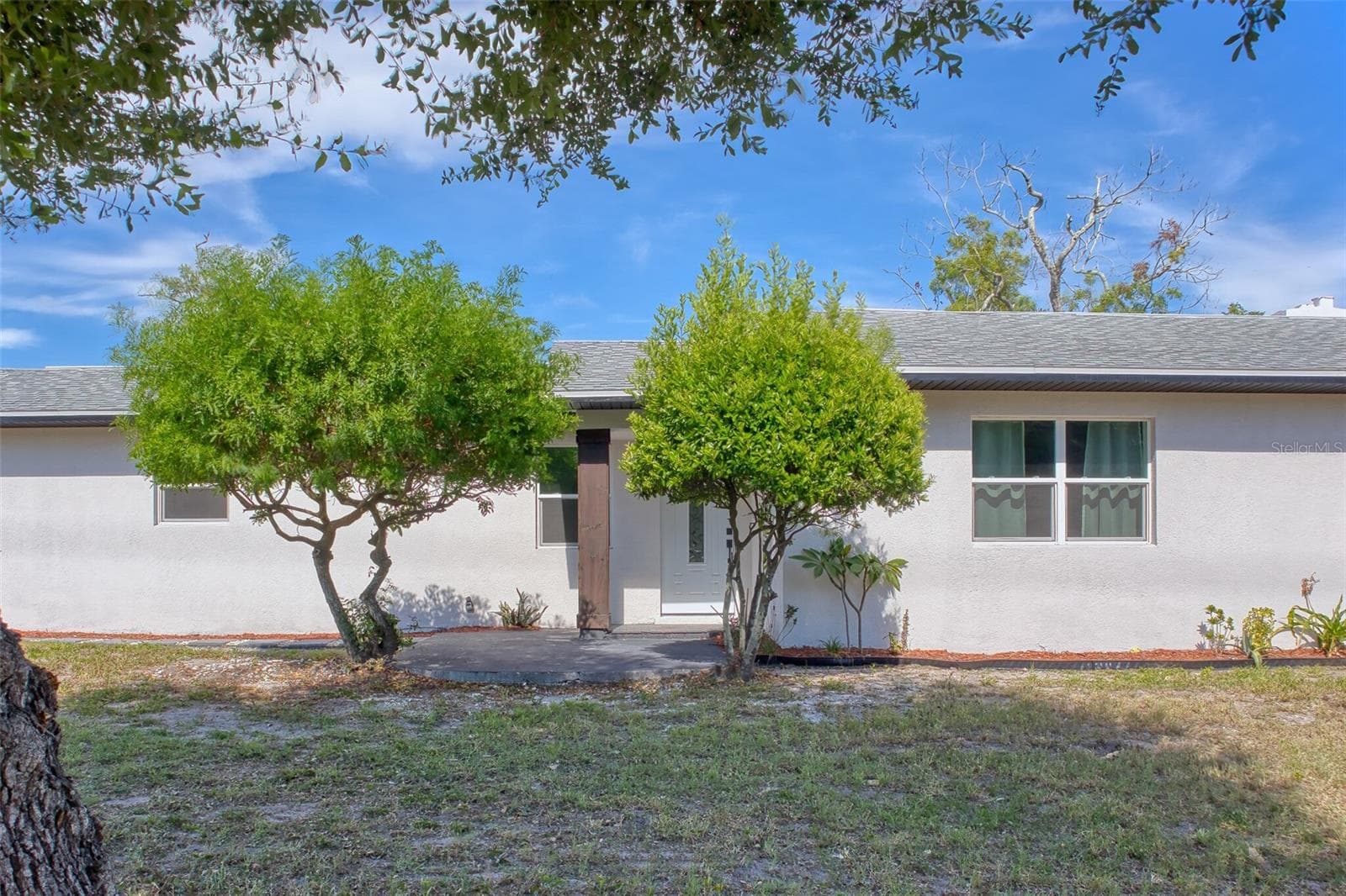 Single Family Residence at 1301 WOODBINE ST, CLEARWATER, photo 5 of 40