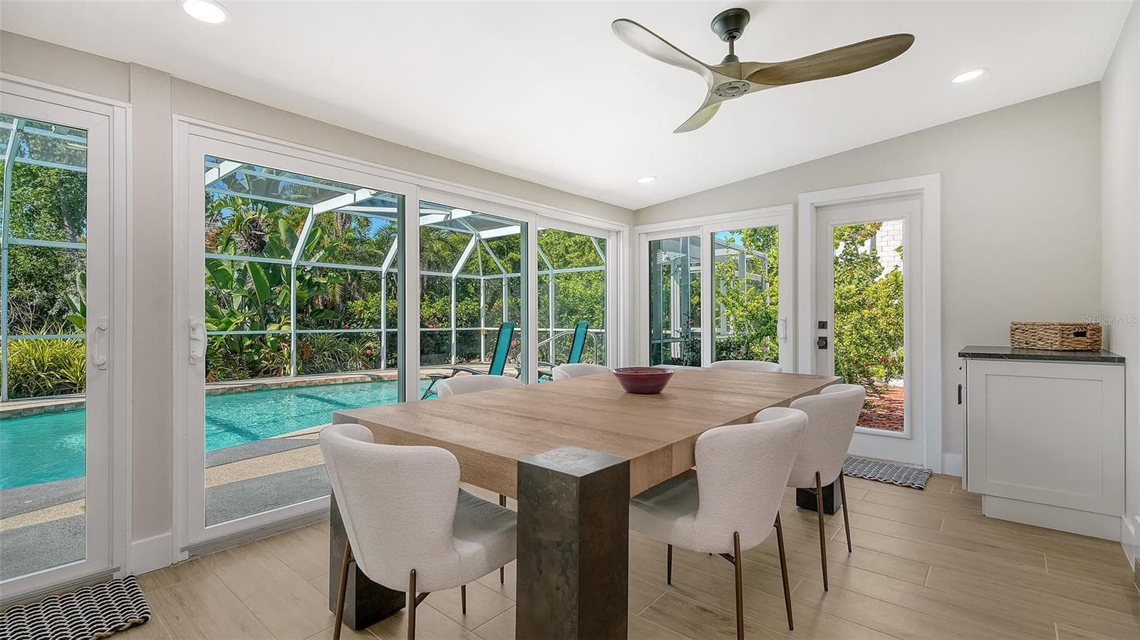 Single Family Residence at 602 BUTTONWOOD DR, LONGBOAT KEY, photo 24 of 61
