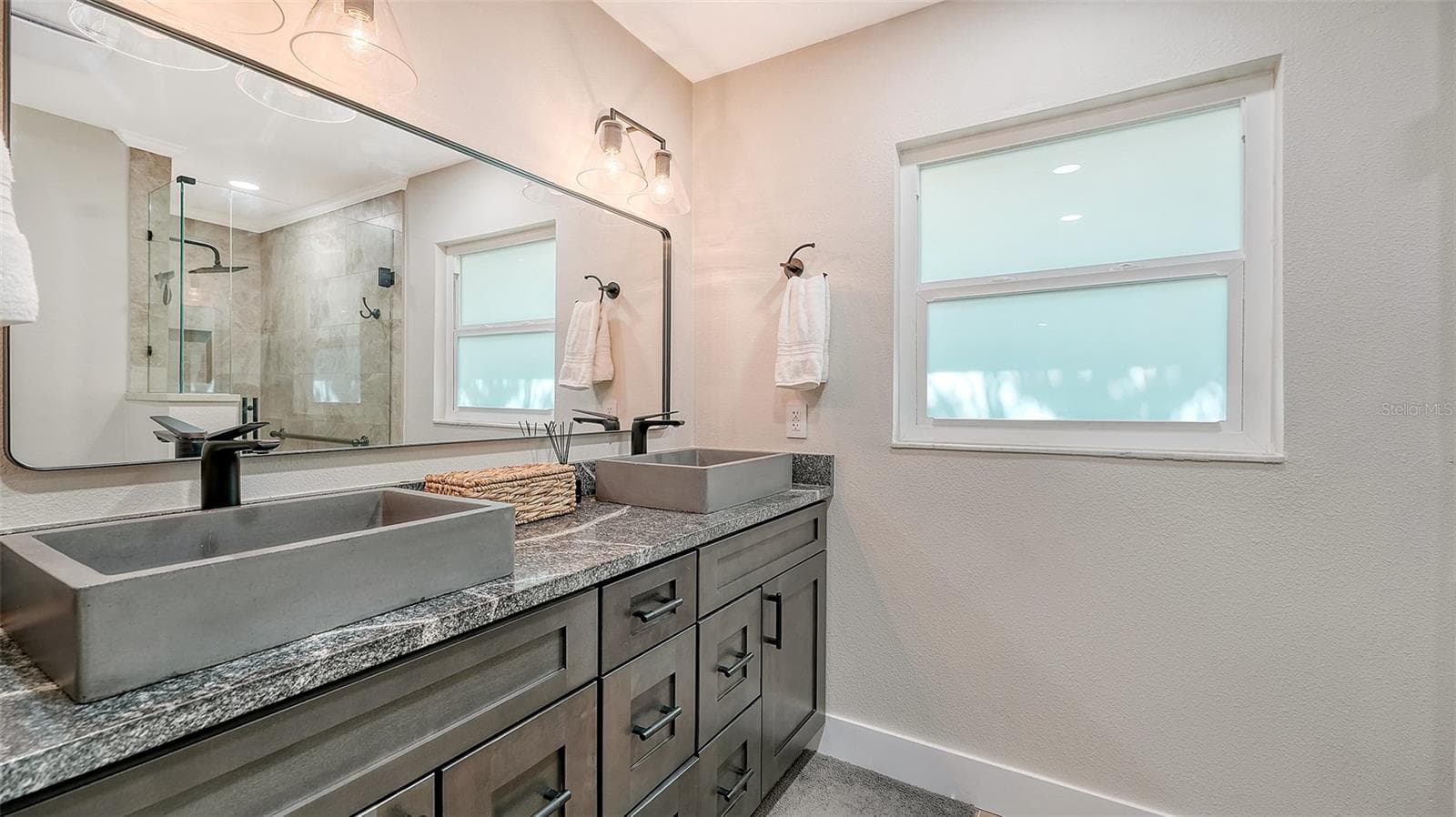 Single Family Residence at 602 BUTTONWOOD DR, LONGBOAT KEY, photo 32 of 61