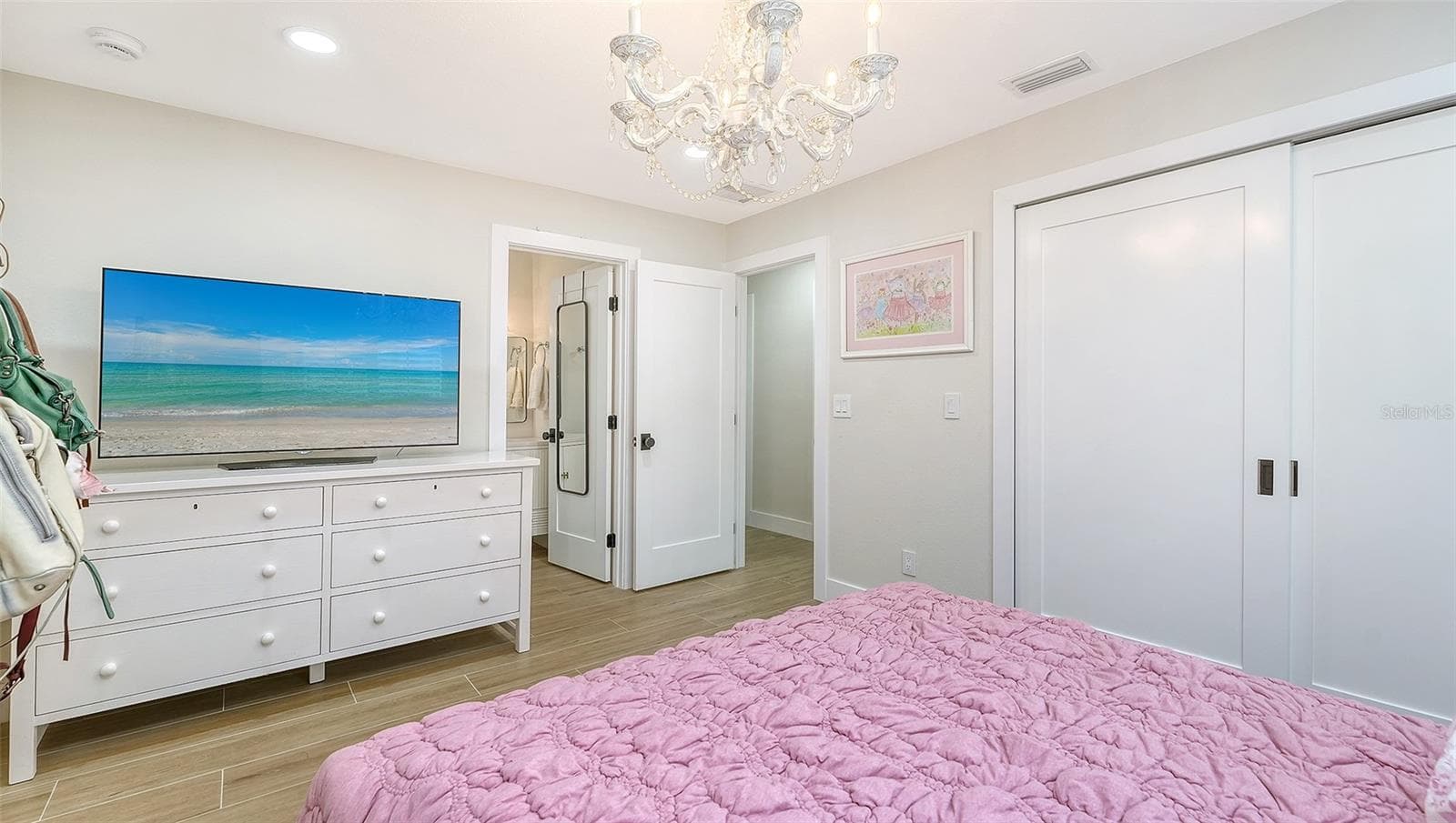 Single Family Residence at 602 BUTTONWOOD DR, LONGBOAT KEY, photo 36 of 61