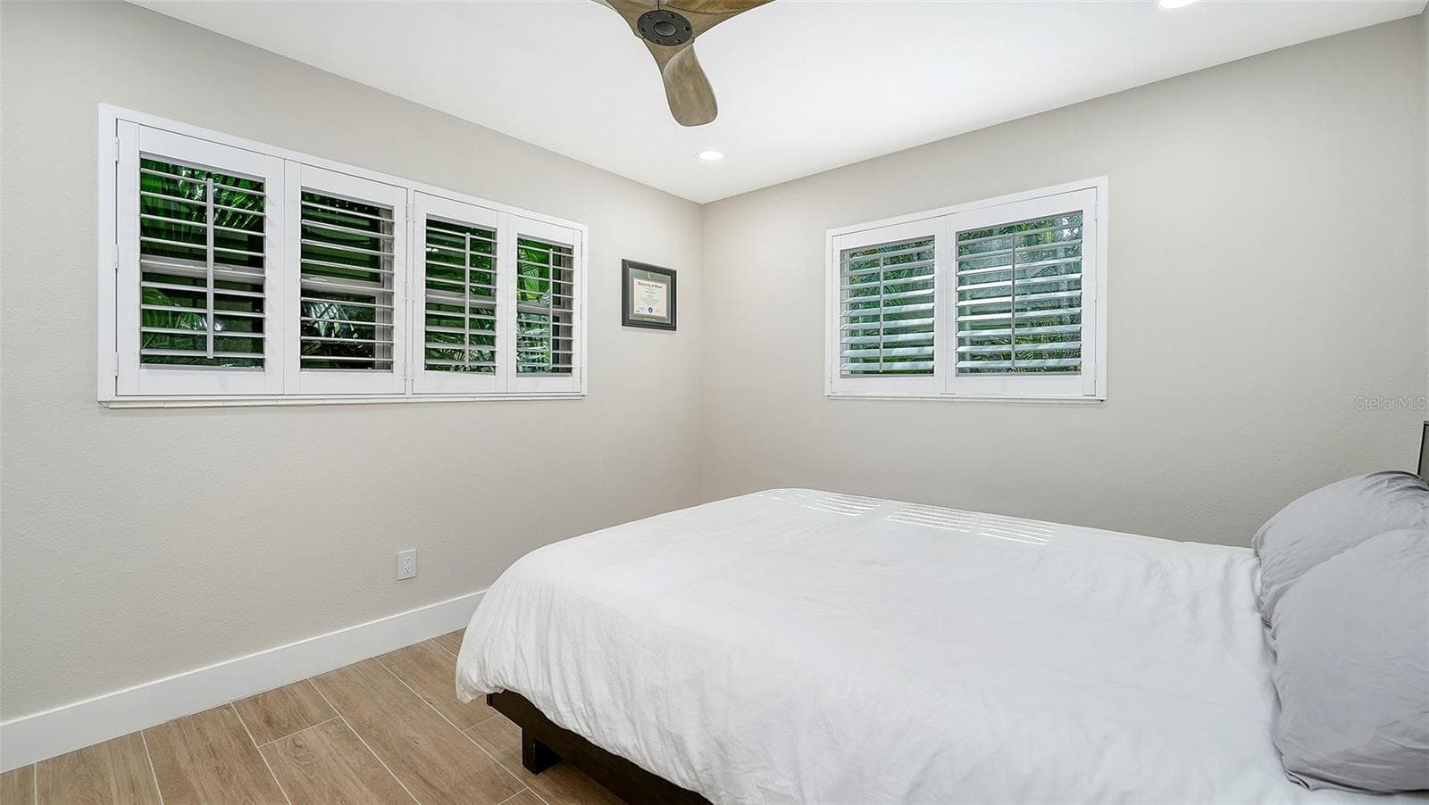 Single Family Residence at 602 BUTTONWOOD DR, LONGBOAT KEY, photo 40 of 61