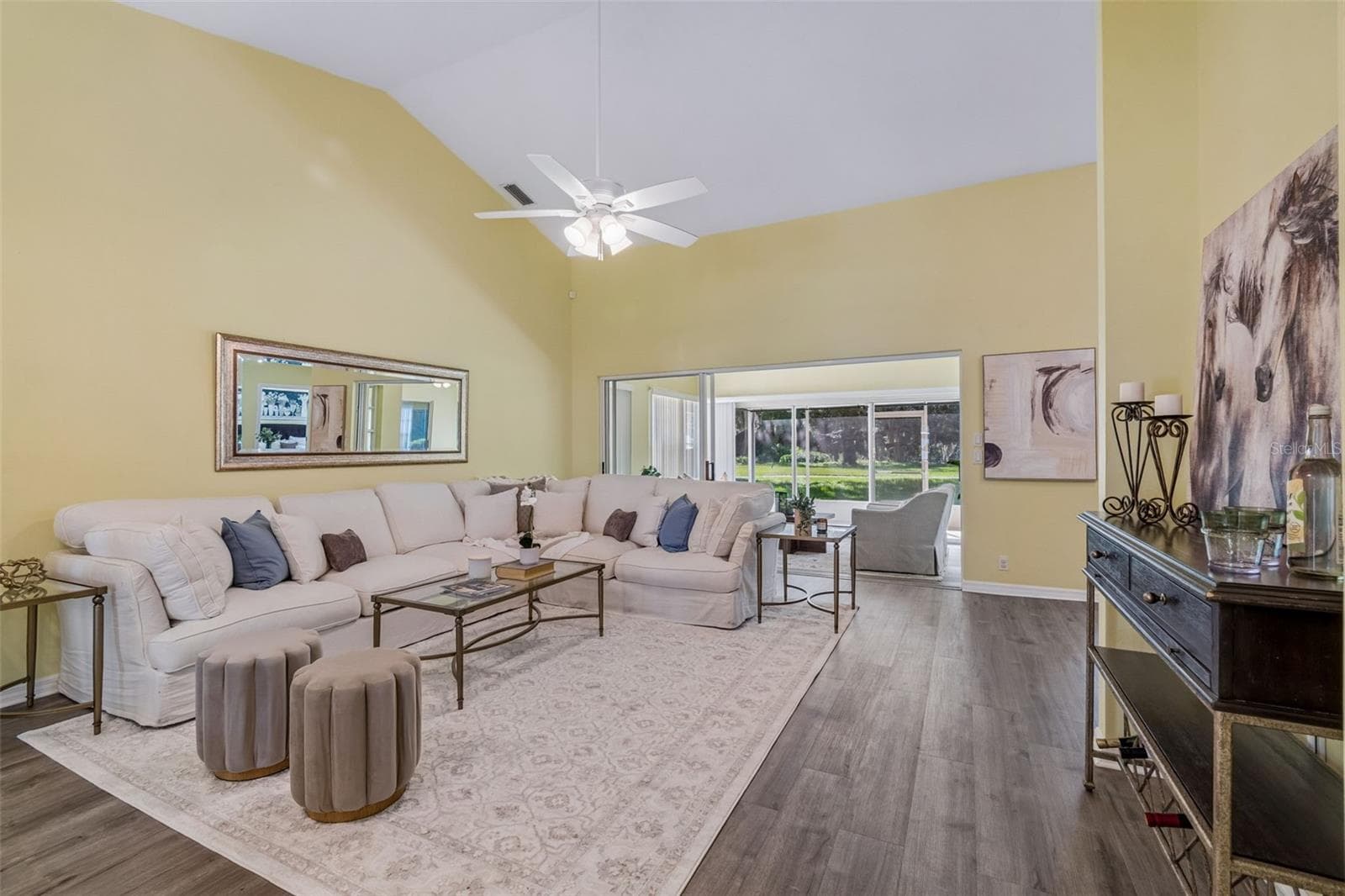 Single Family Residence at 12728 FLAMINGO PKWY, SPRING HILL, photo 10 of 77
