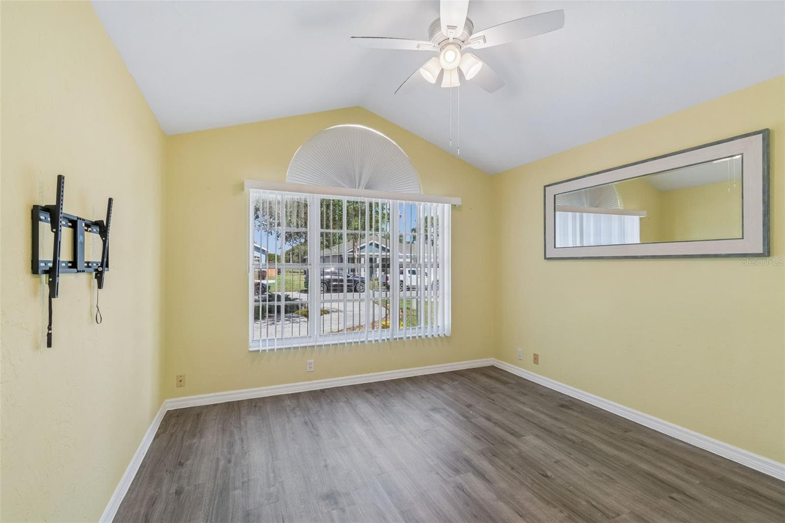 Single Family Residence at 12728 FLAMINGO PKWY, SPRING HILL, photo 42 of 77