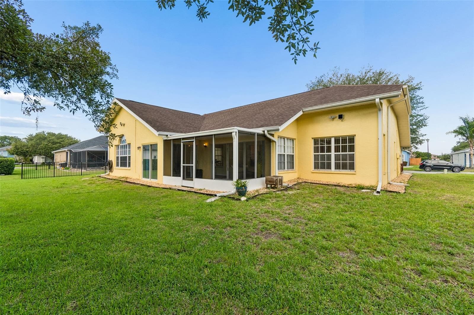 Single Family Residence at 12728 FLAMINGO PKWY, SPRING HILL, photo 60 of 77