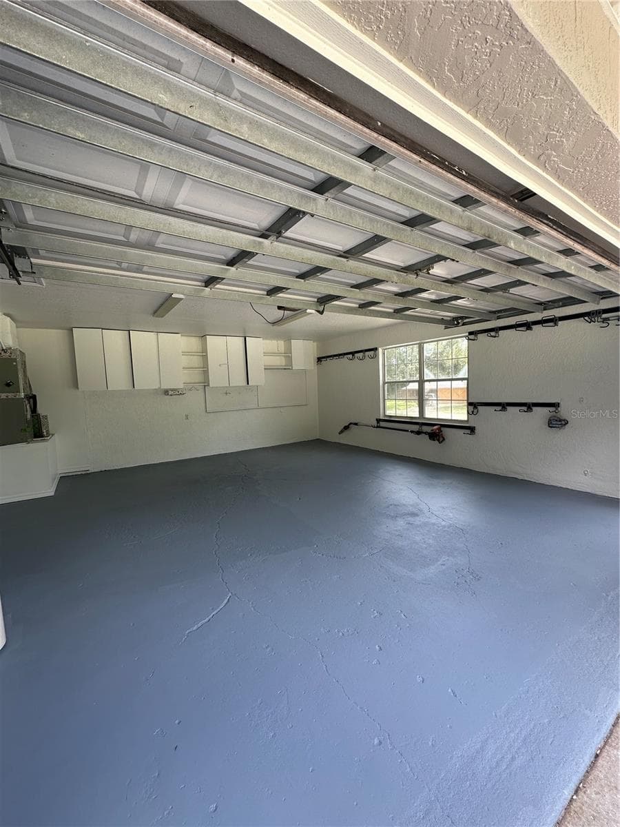 Garage - 14810 NW 185 ST, WILLISTON