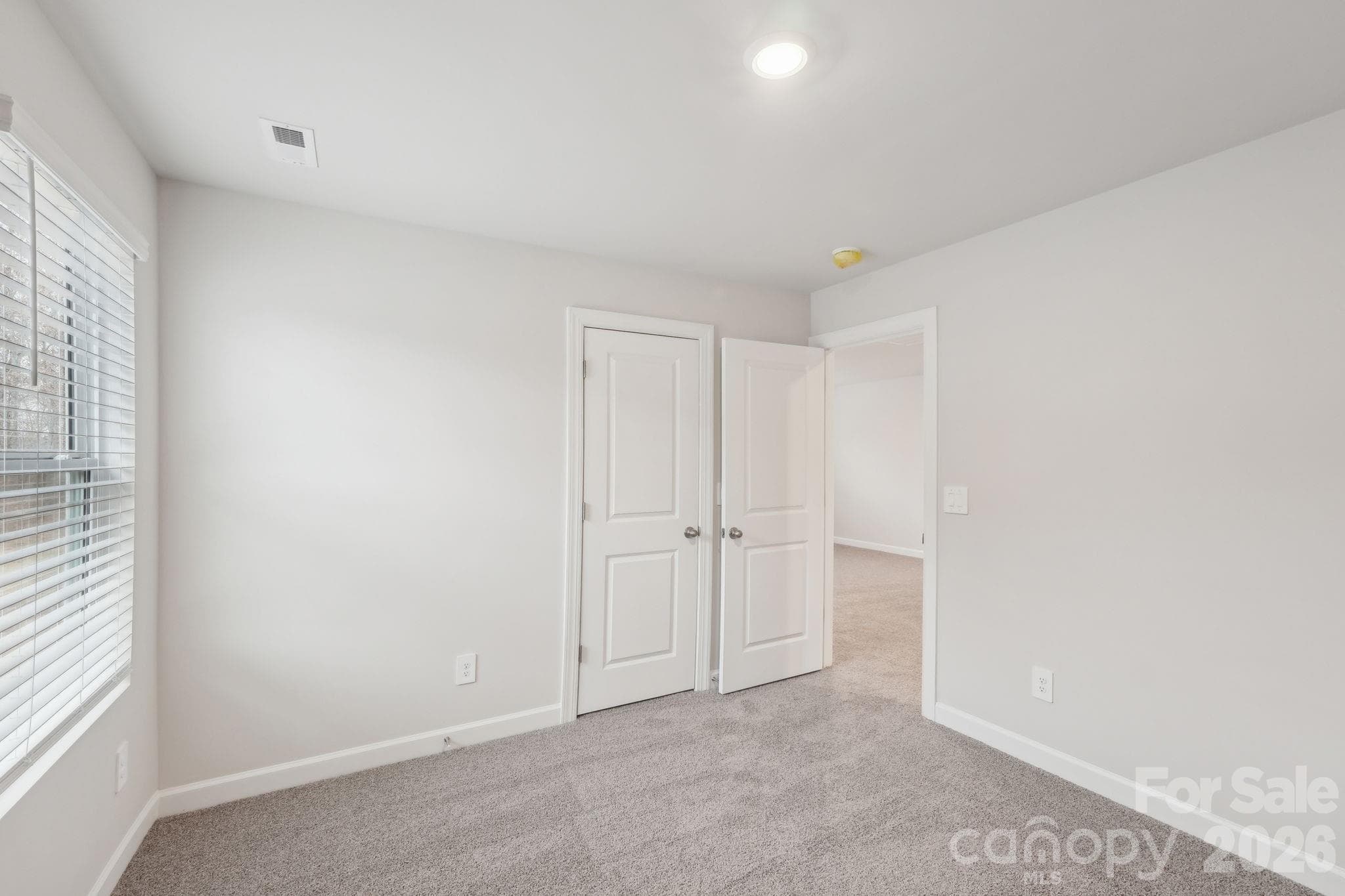 Photo is not of the actual home, but is an inspirational photo of builder’s model home and may depict options, furnishings, and/or decorator features that are not included - Stanley