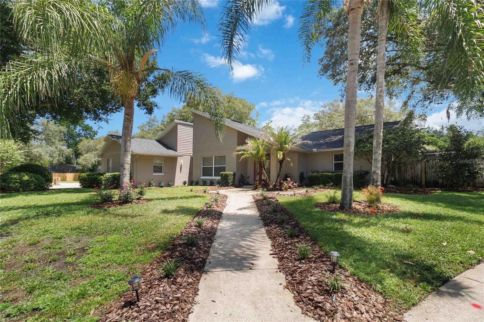 Single Family Residence at 176 TIM TAM CT, LAKE MARY, photo 2 of 38