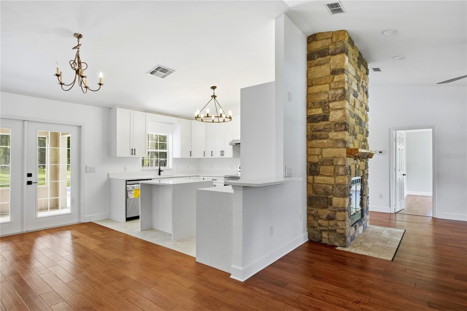 Interior Home - 14810 NW 185 ST, WILLISTON