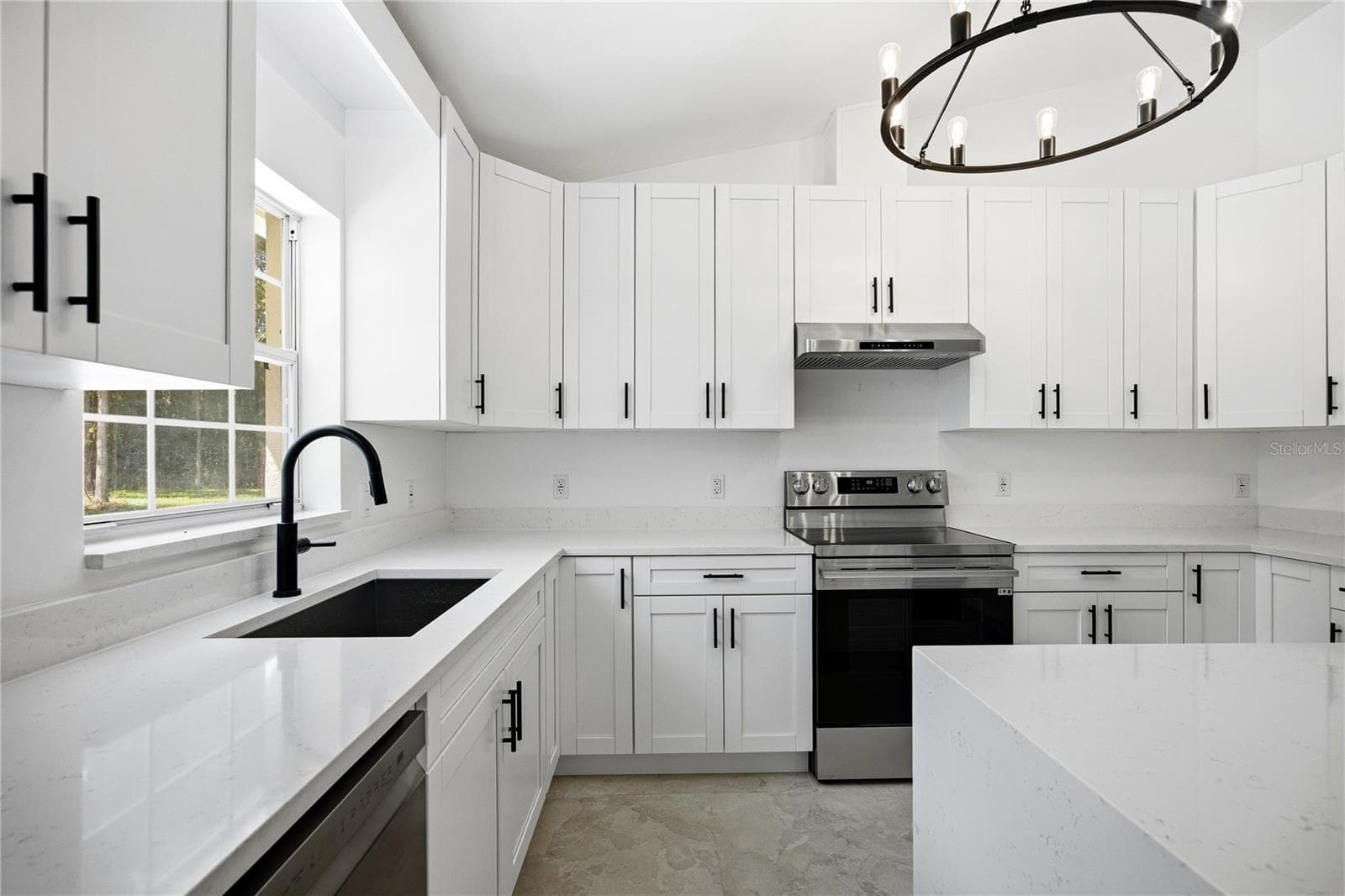 Kitchen - 14810 NW 185 ST, WILLISTON