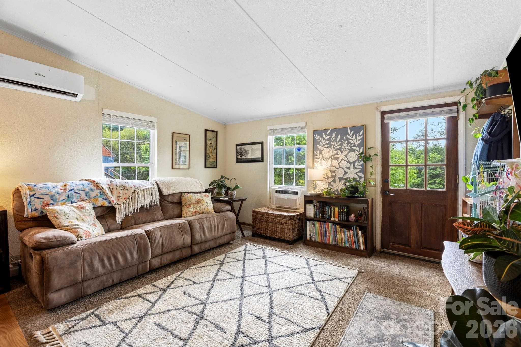 Single Family Residence at 4 Mountain View Road, Asheville, photo 19 of 35