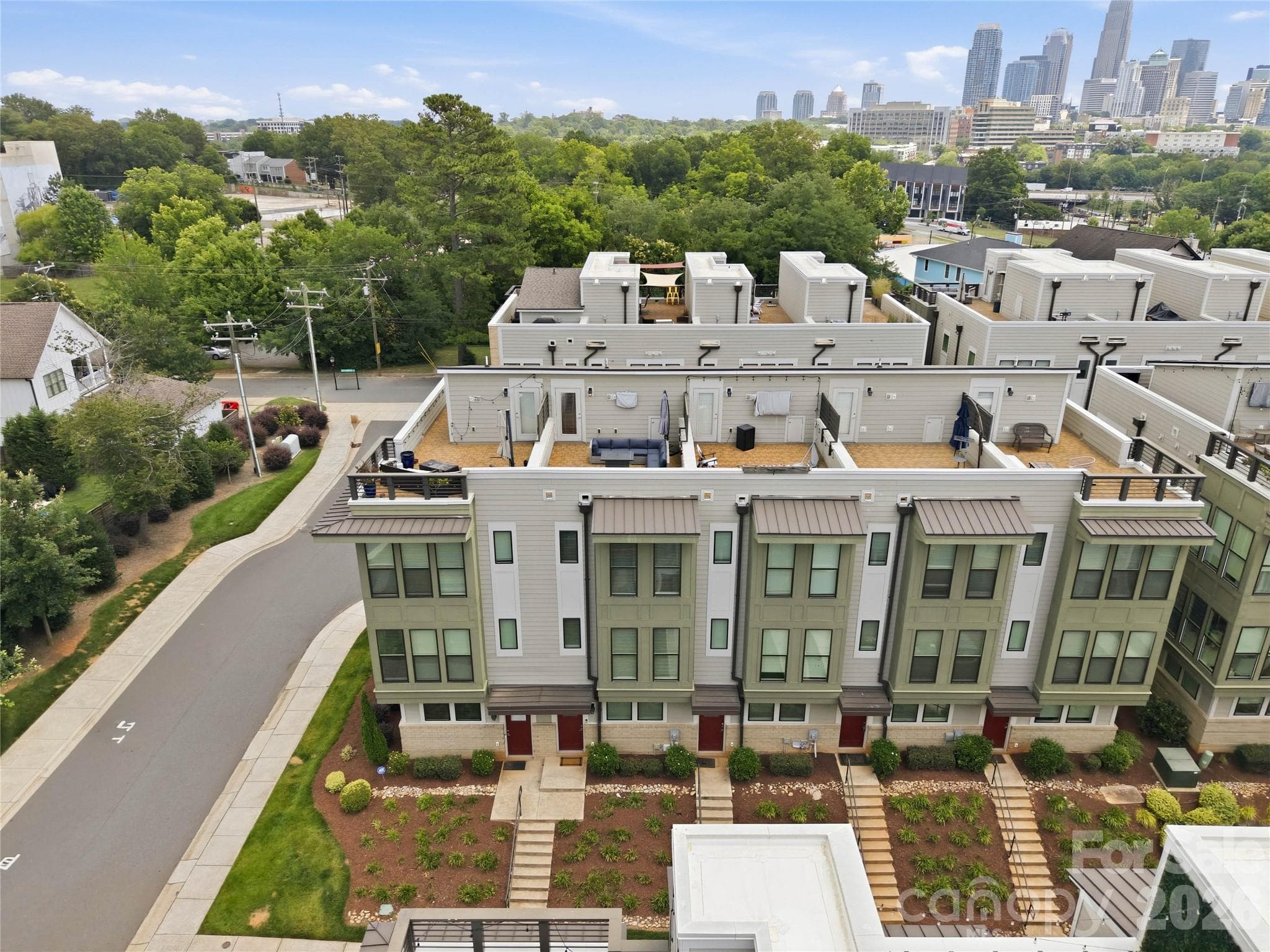 Townhouse at 1747 Cannon View Lane, Charlotte, photo 33 of 34